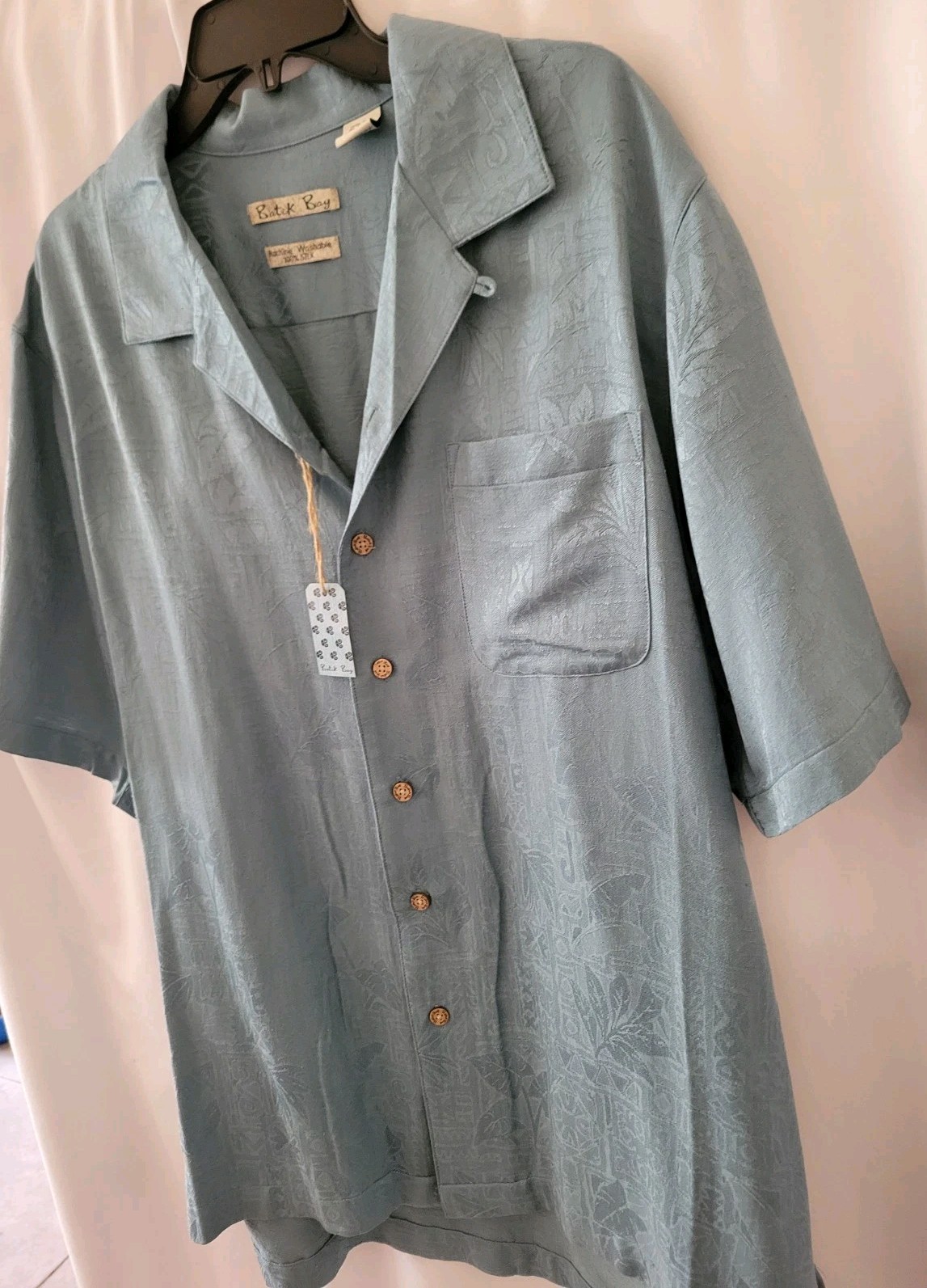 100% Machine Men’s Washable Silk Smokey Blue Batik Bay Hawaiian SS Shirt Medium