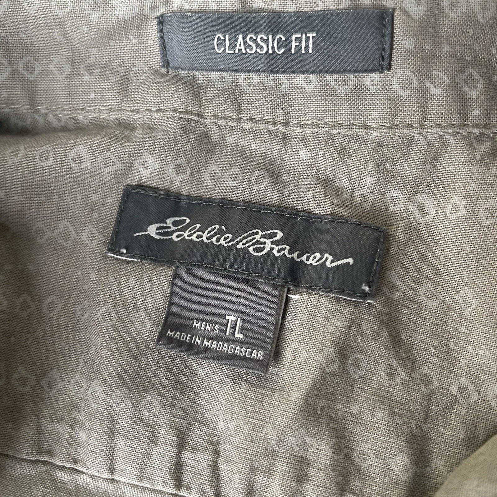 Eddie Bauer Classic Fit Men’s TL Big & Tall Gray Geometric Woven SS Button-Up