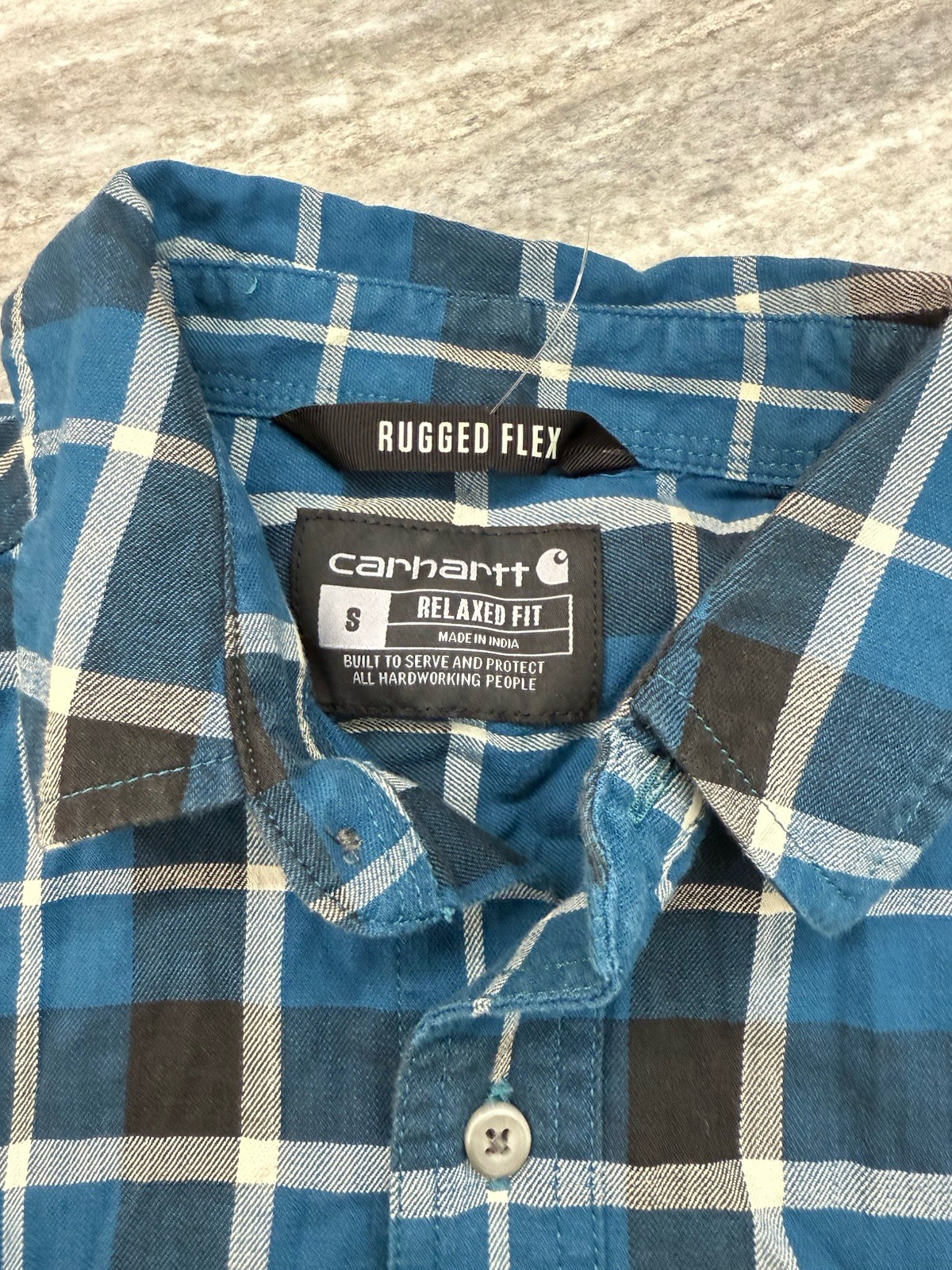 Carhartt Shirt Men’s Size Small Short Sleeve Rugged Flex Flannel Blue Plaid EUC