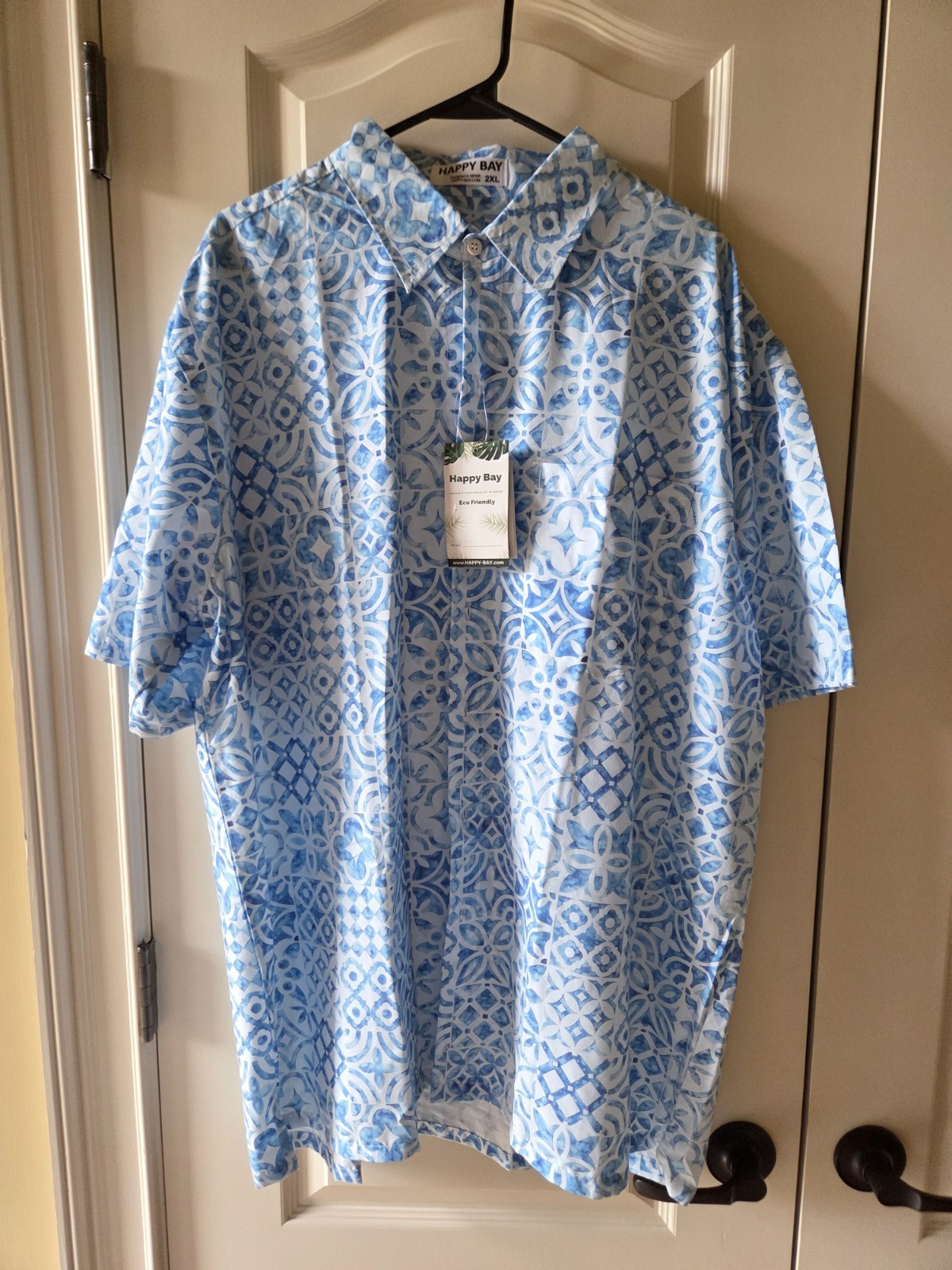 Happy Bay Button Up Hawaiian Shirt – 2XL – Men’s Blue Flowers – NWT