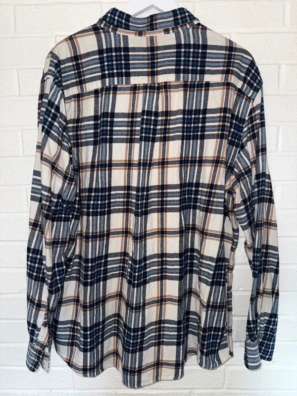 Croft & Barrow Men’s XXL Multi-Color Flannel Button-Up Shirt