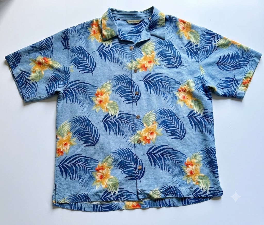 Tommy Bahama 100% Silk Hawaiian Camp Shirt Mens L Blue Floral Palm Leaf Aloha