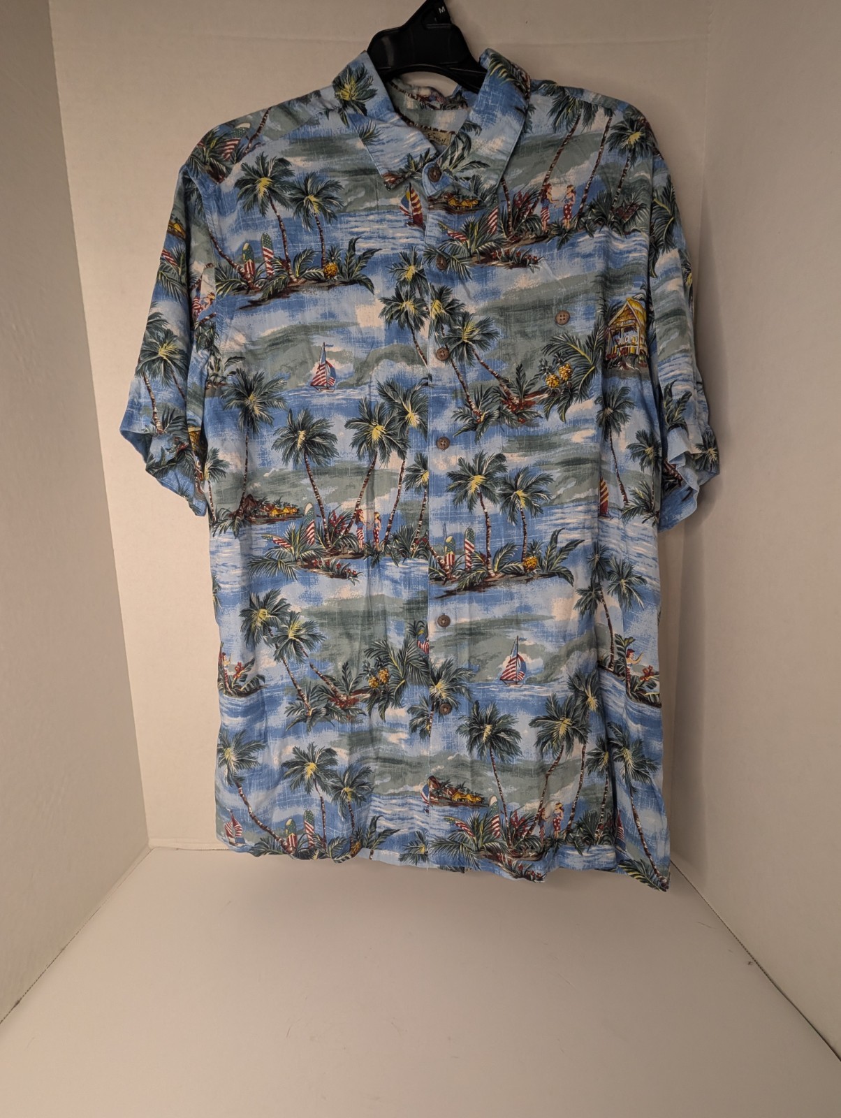 Batik Bay Men’s Hawaiian Shirt Large Blue Tropical Palm Rayon Aloha Patriotic