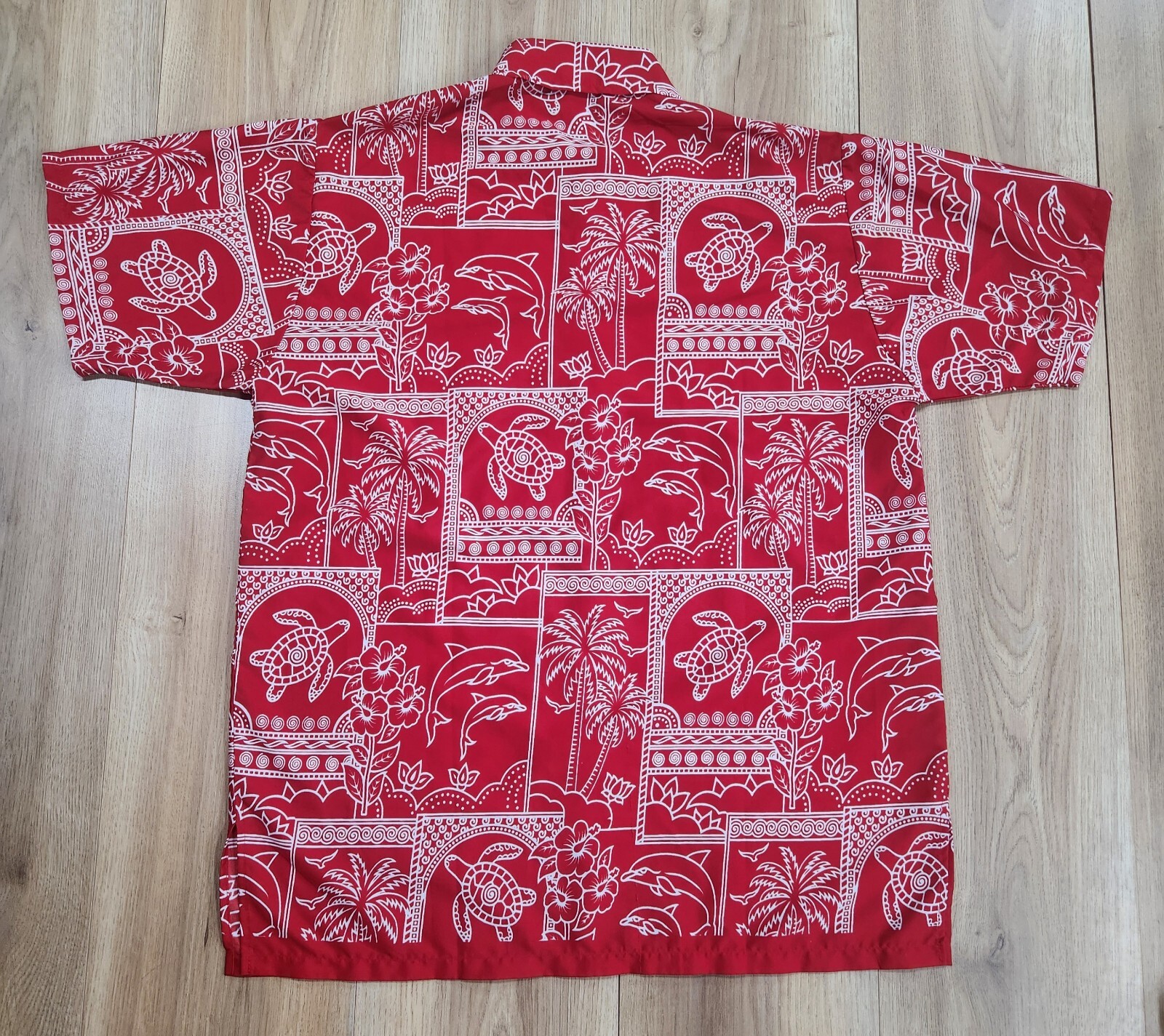 Happy Bay Button-Down Shirt Mens Sz Small, Hawaiian Themed, Ultra Lightweight