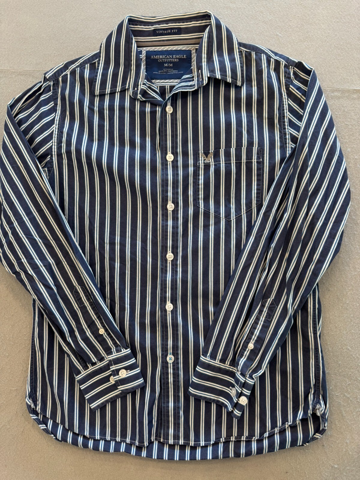American Eagle Button Up Shirt Mens Medium Vintage Fit Blue Retro Stripe Collar
