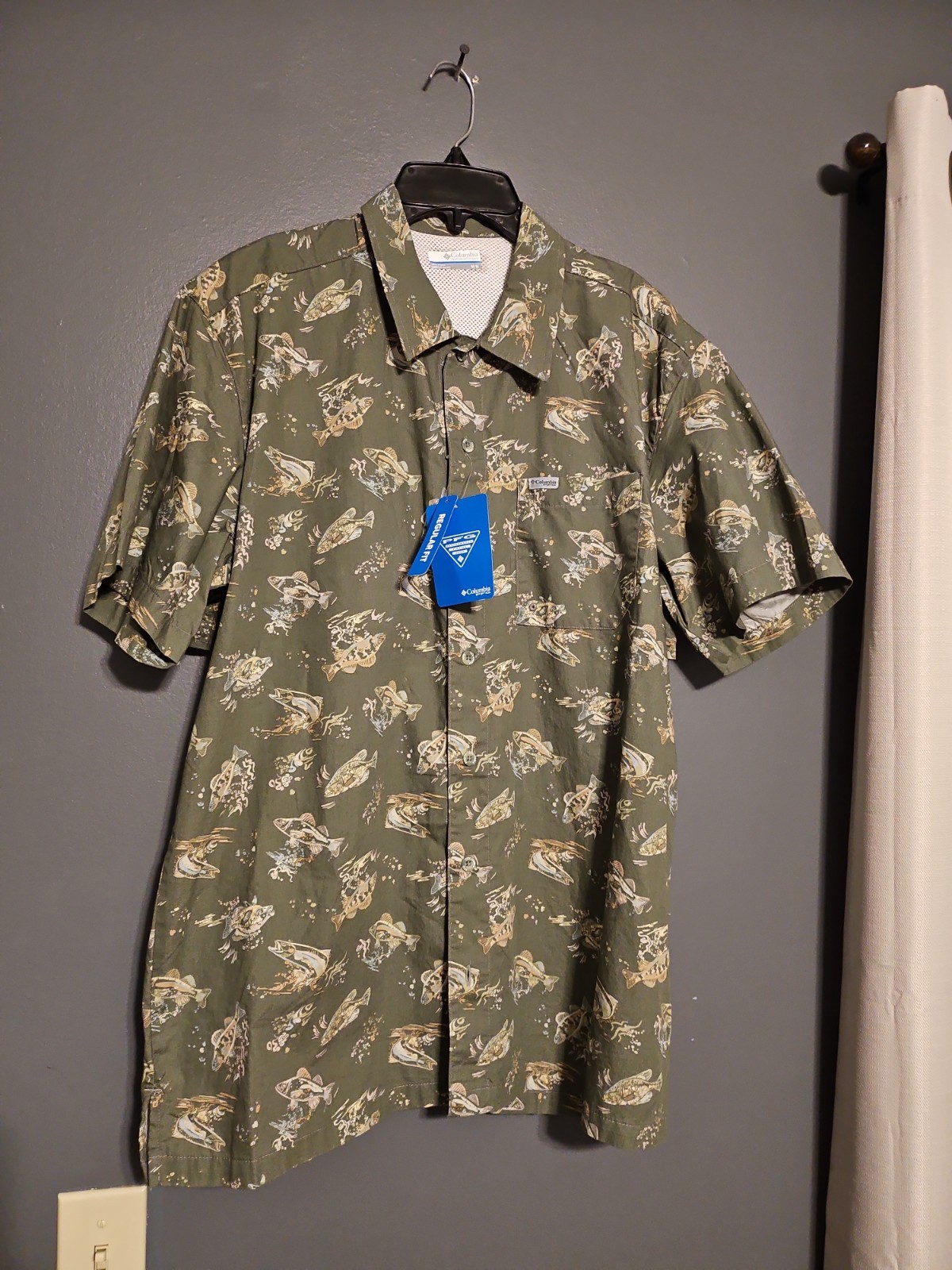 Columbia PFG Shirt Mens Medium Button Up Fishing Gear Short Sleeve Vented NWT