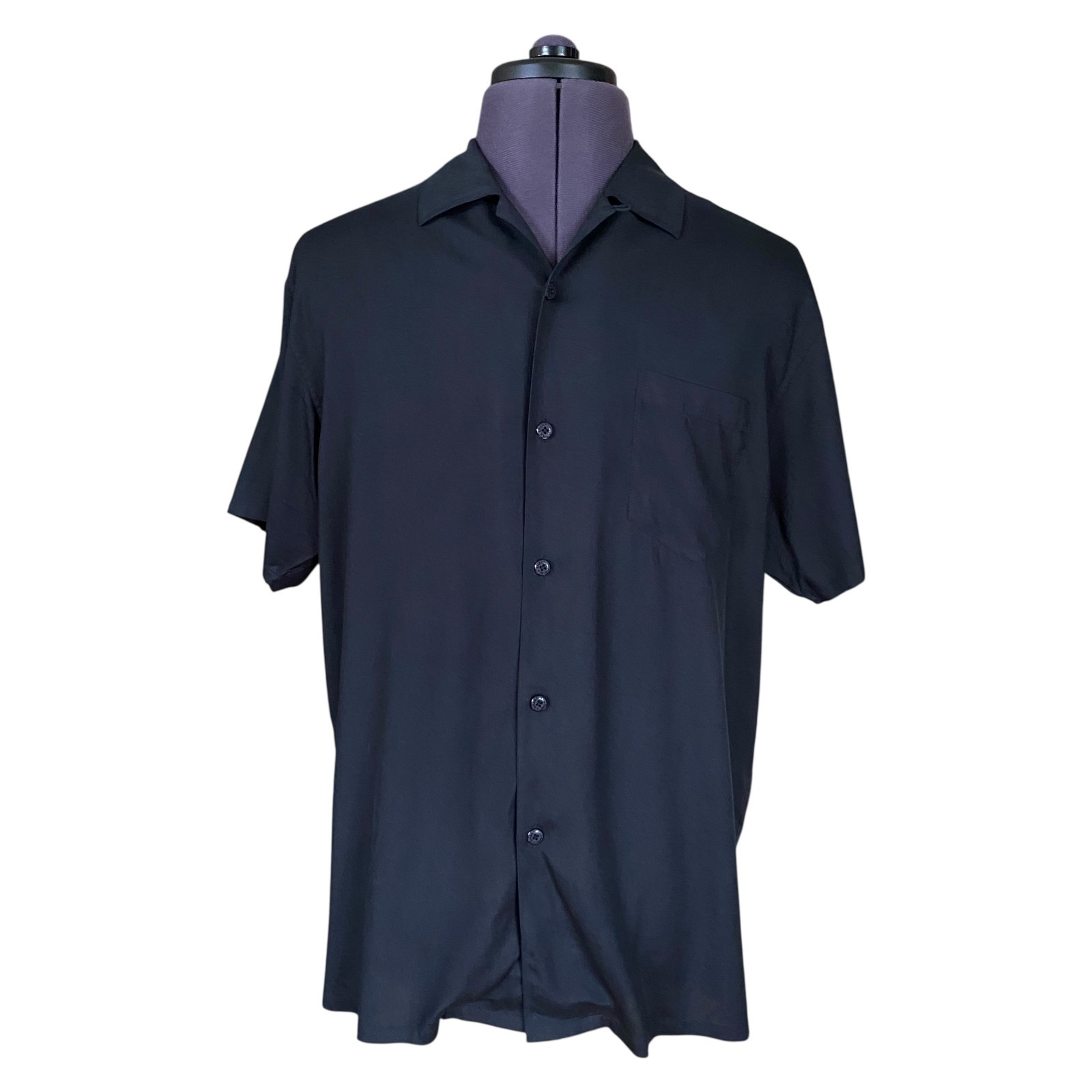 Shanghai Tang Black Silk Short Sleeve Button Up Shirt Men’s Large 42in