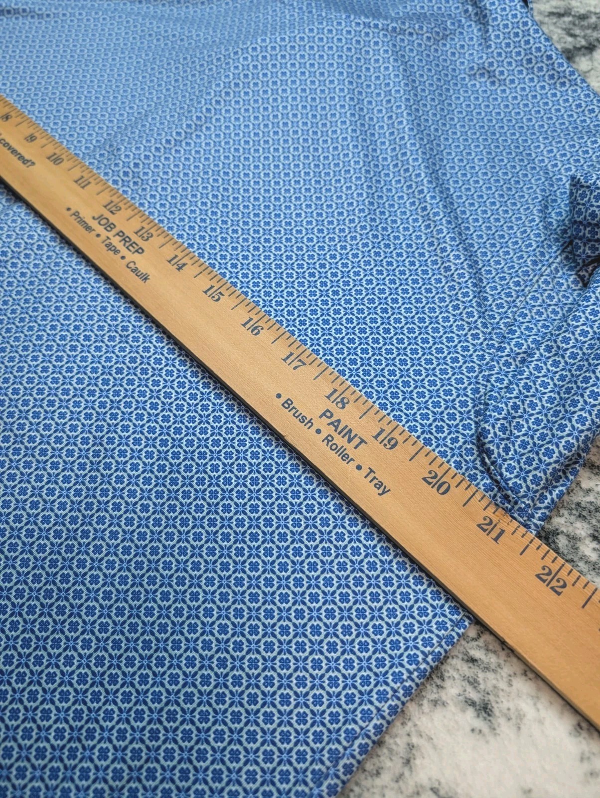 Johnston & Murphy Performance Button Up Shirt Men’s Medium Blue Geometric Print