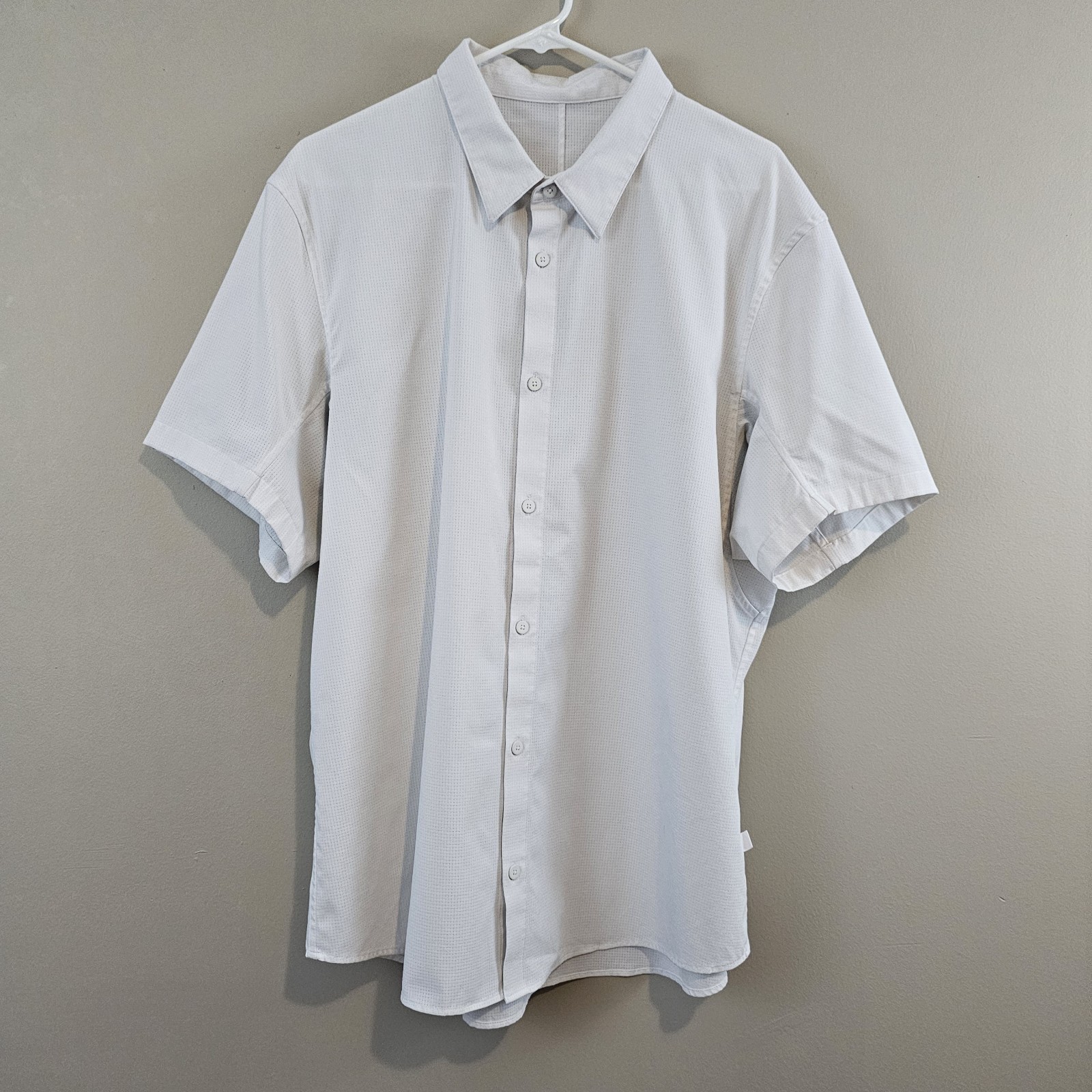 Lululemon Airing Easy Shirt Men’s Solid White Stretch Button Up XL