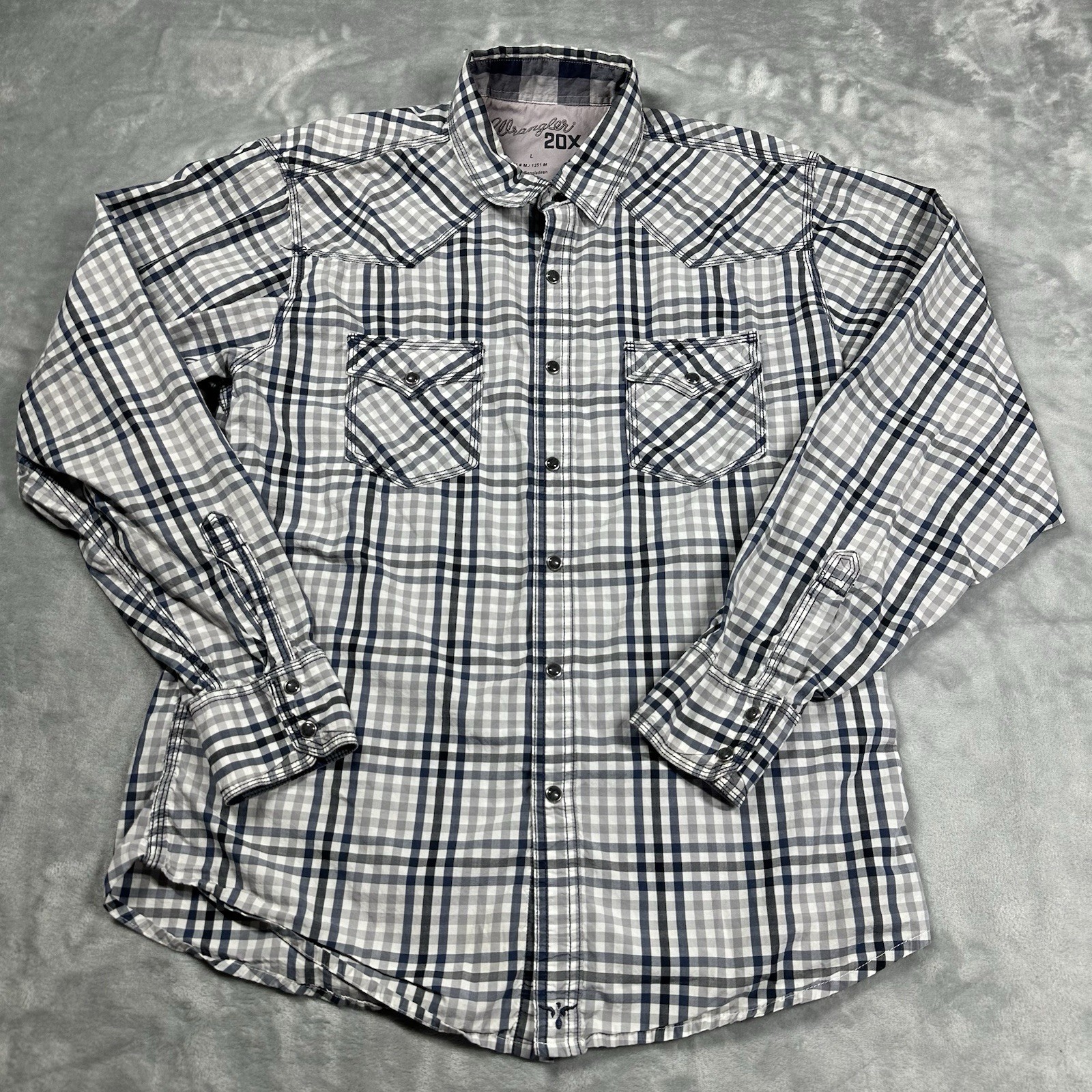 Wrangler 20X Shirt Mens Large Black Pearl Snap Western Gray Plaid Long Sleeve