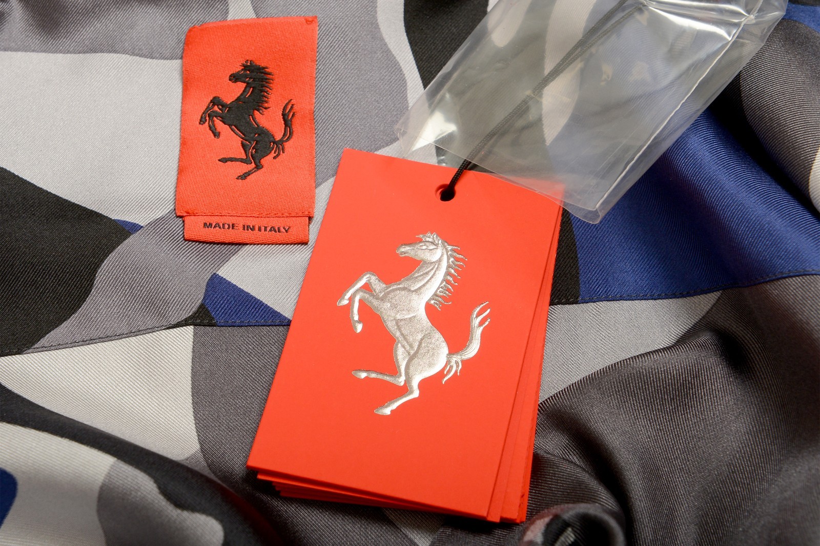 Scuderia Ferrari Men’s “Camouflage PR. Horse” 100% Silk Shirt US M IT 50