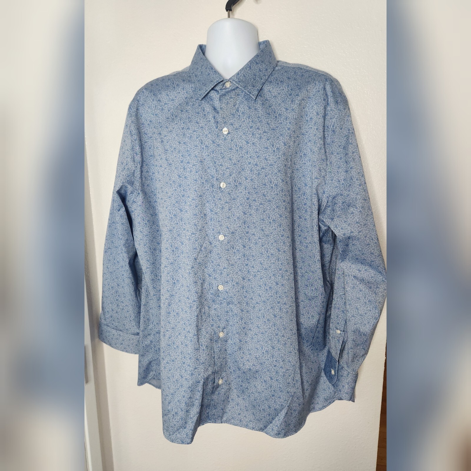 FAIRLANE Blue Floral Print Button Up Collared Shirt