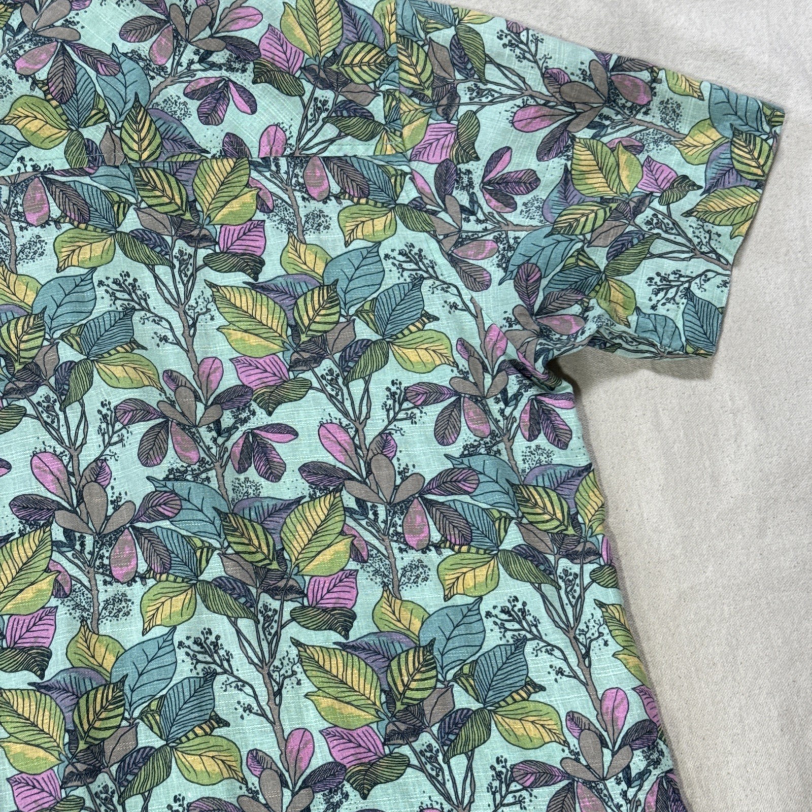 Patagonia Pataloha Pullover Hawaiian Shirt Men’s M Green Floral AOP