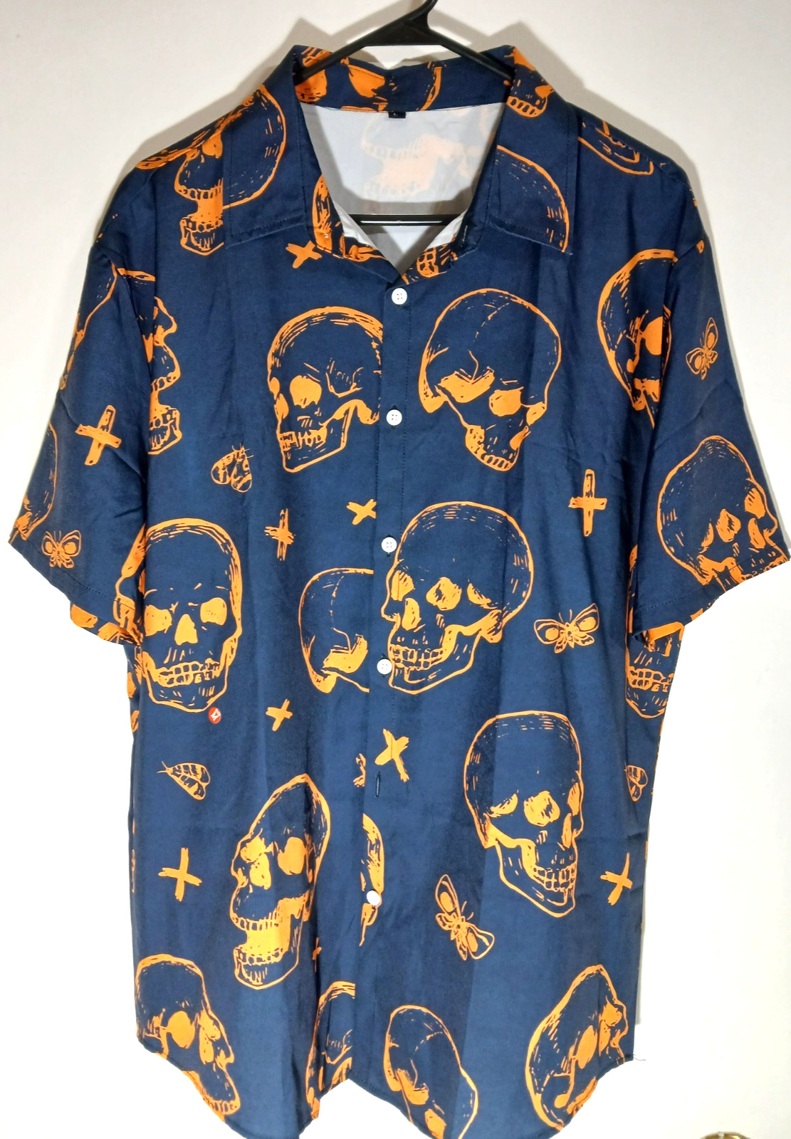 Unbranded Mens Shirt Large Navy with Orange Skulls Short Sleeve Button Up