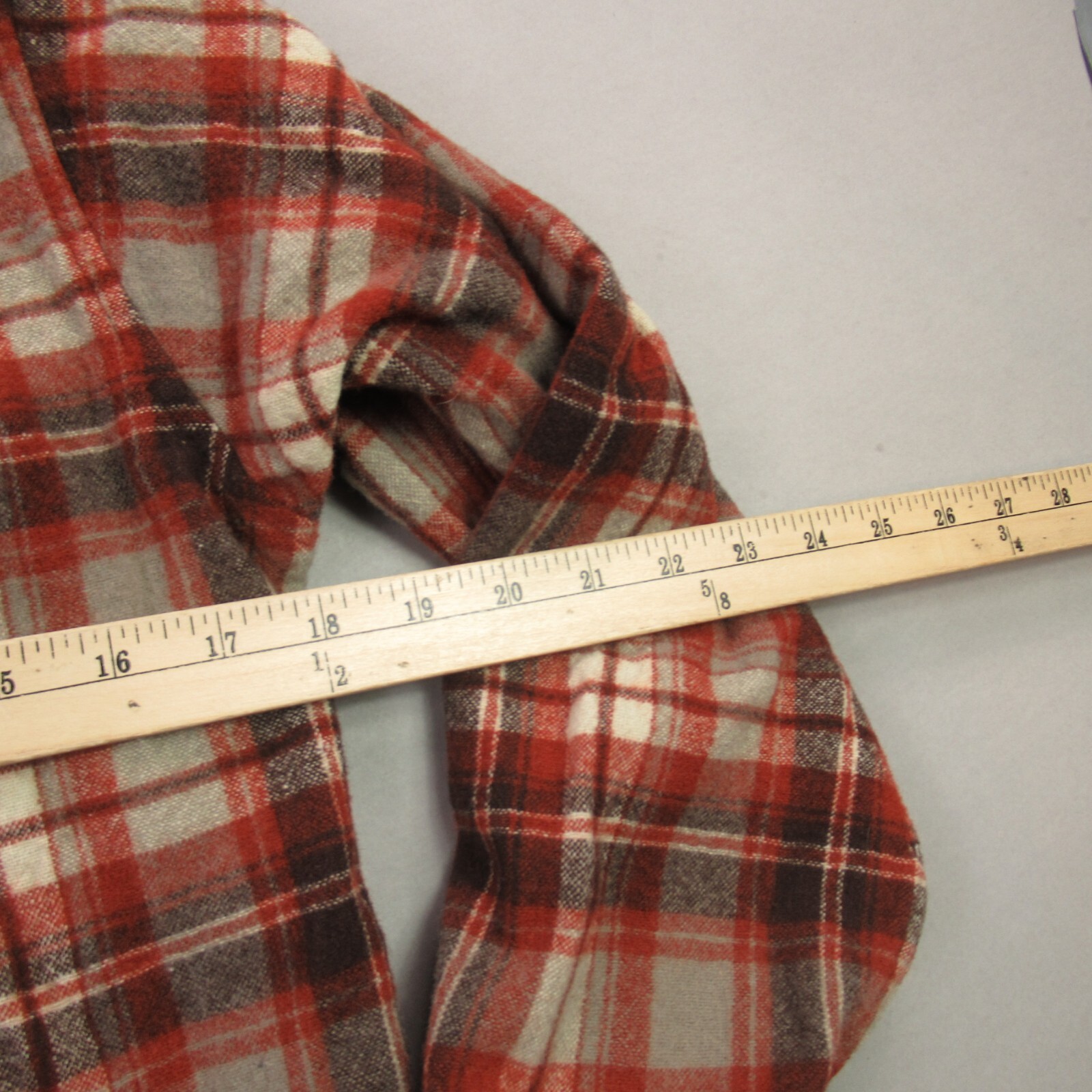 Pendleton Shirt Mens 15.5 Long Sleeve Button Front Pockets Casual Plaid