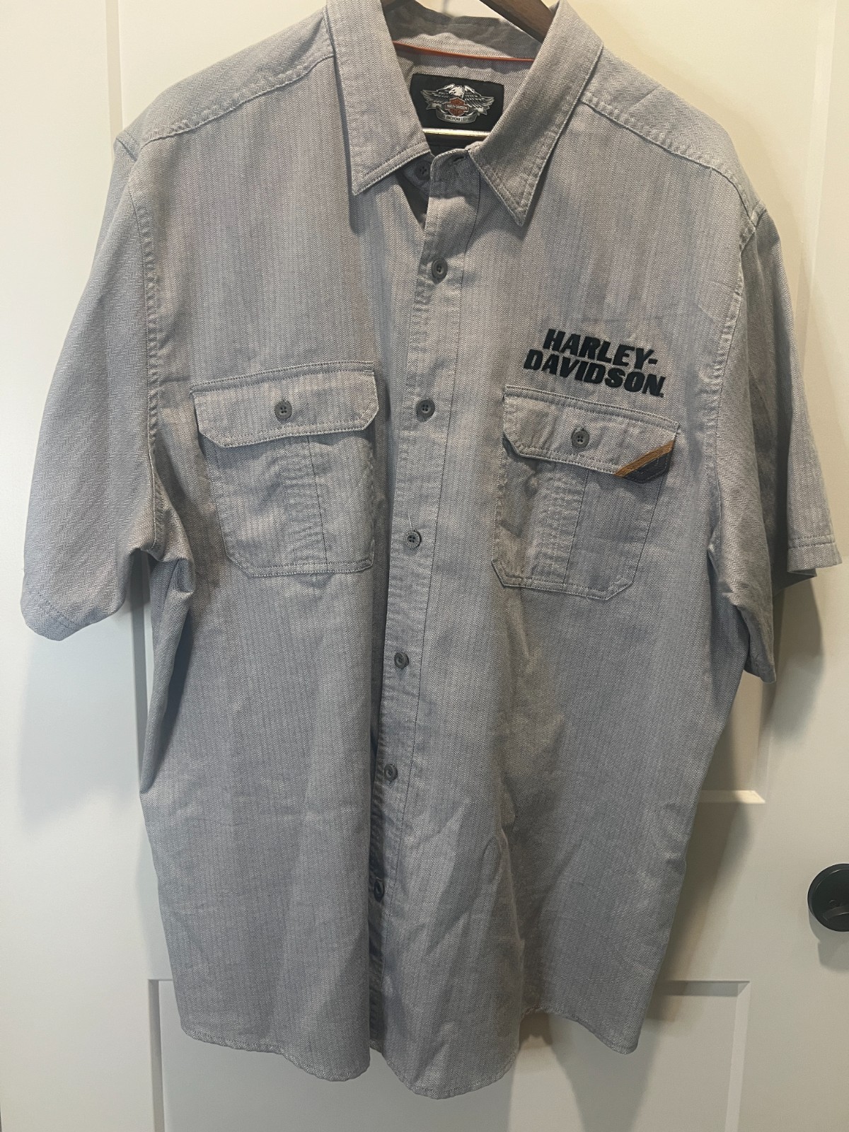 Harley-Davidson Men’s 2XL Gray Herringbone Short Sleeve Button-Up Work Shirt