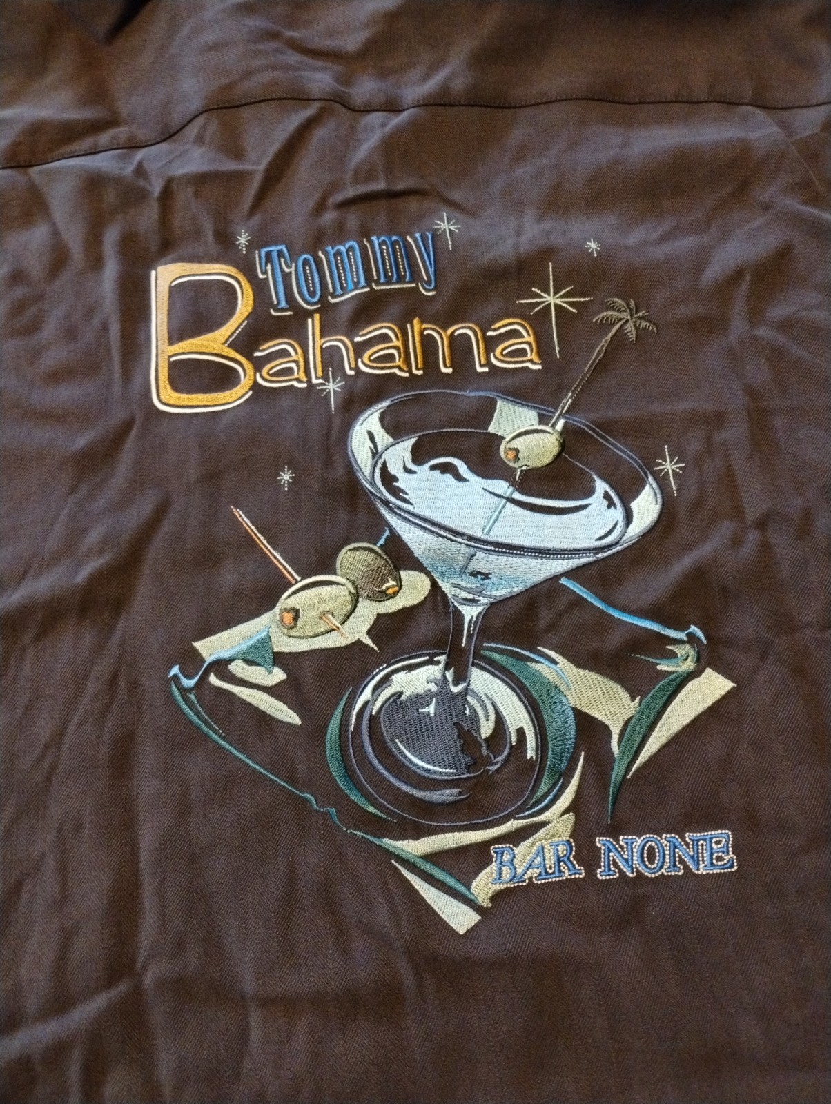 Tommy Bahama Bar None Men’s Medium Chocolate Brown Embroidered Silk Camp Shirt