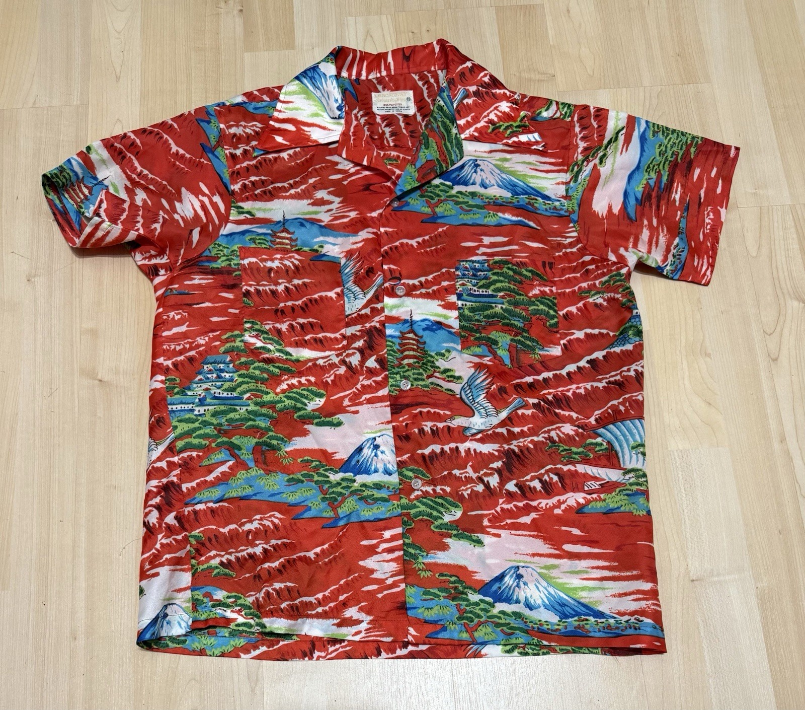 Sz Med VGT 70’s Broadway University Shop Hawaiian Aloha Shirt Asian Design Red