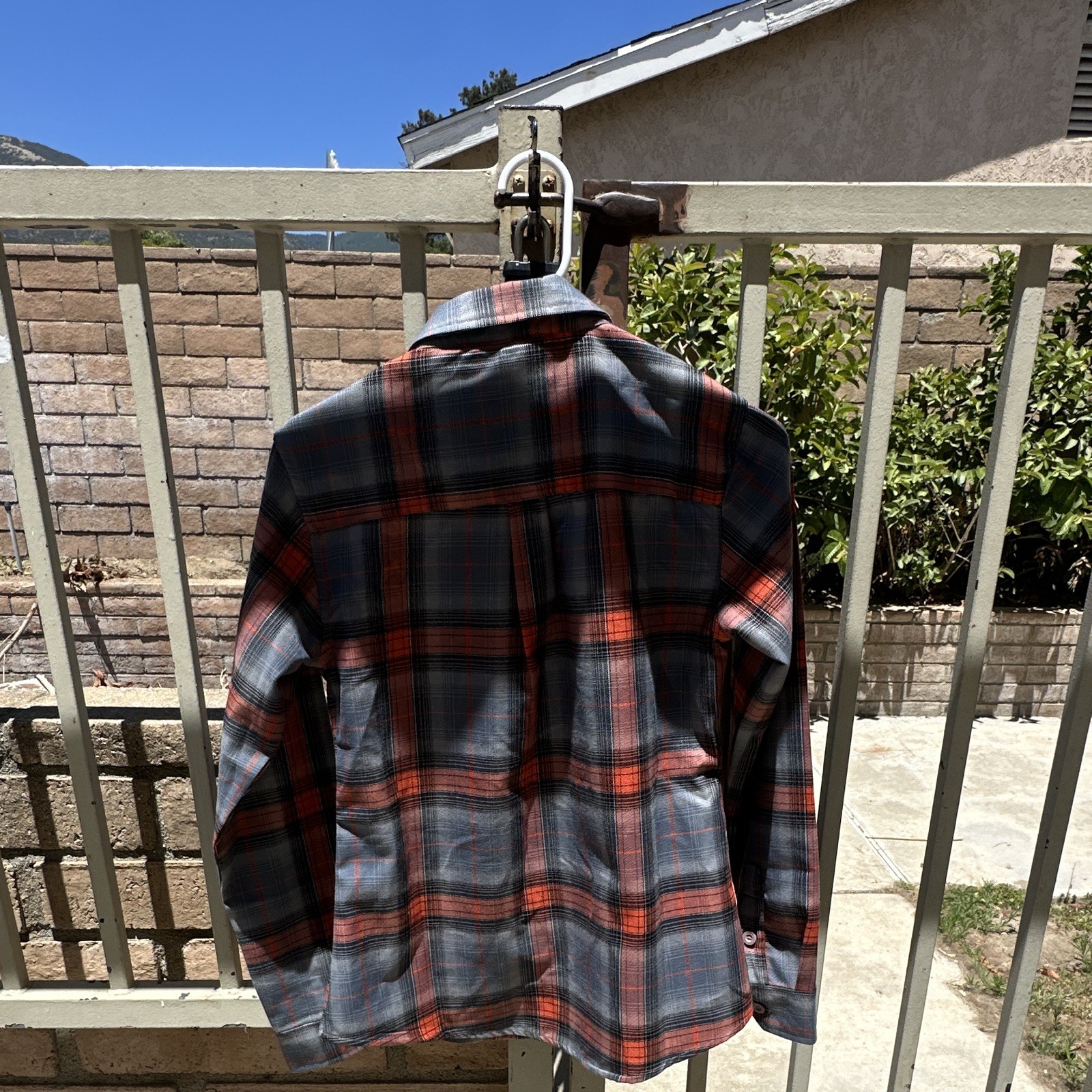 Dixxon Flannel Company The Inferno Plaid Long Sleeve Button-Up Shirt Woman’s M