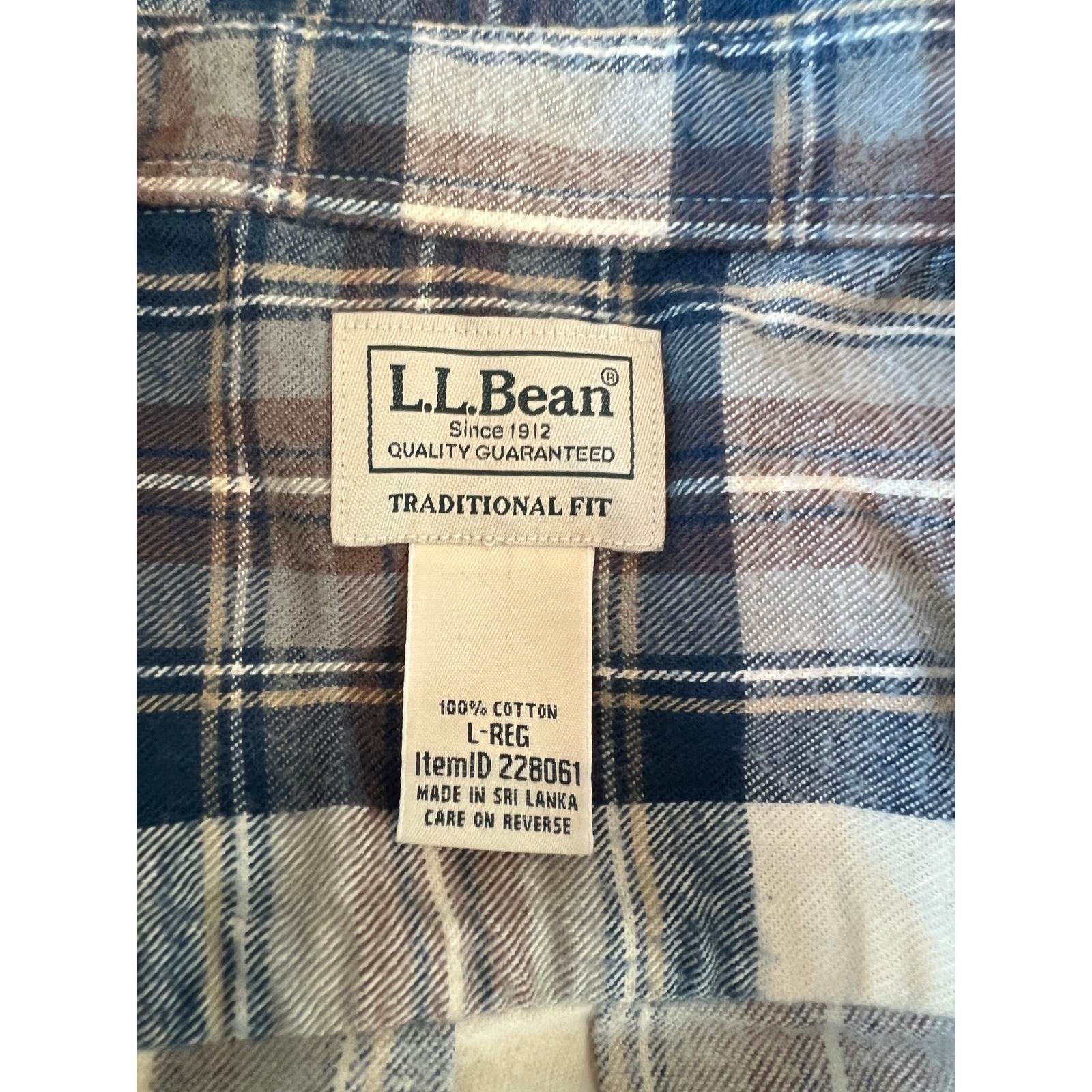 L.L. Bean Flannel Shirt Mens L Indigo Tartan Trad. Fit Cotton Button Down NWOT