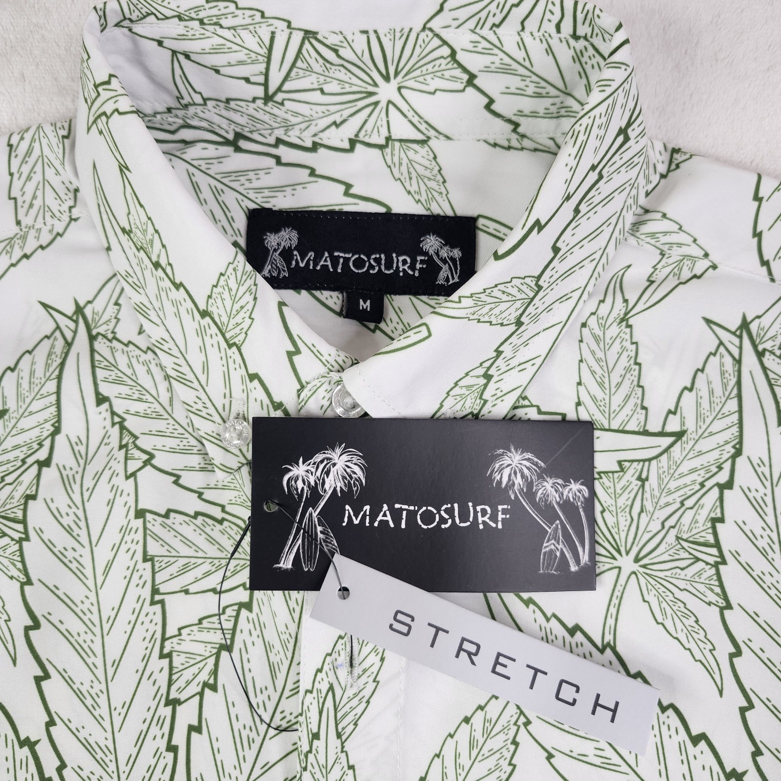 Hemp Leaves Pattern Button Up Shirt Short Sleeve Green Mens Medium Matosurf NWT
