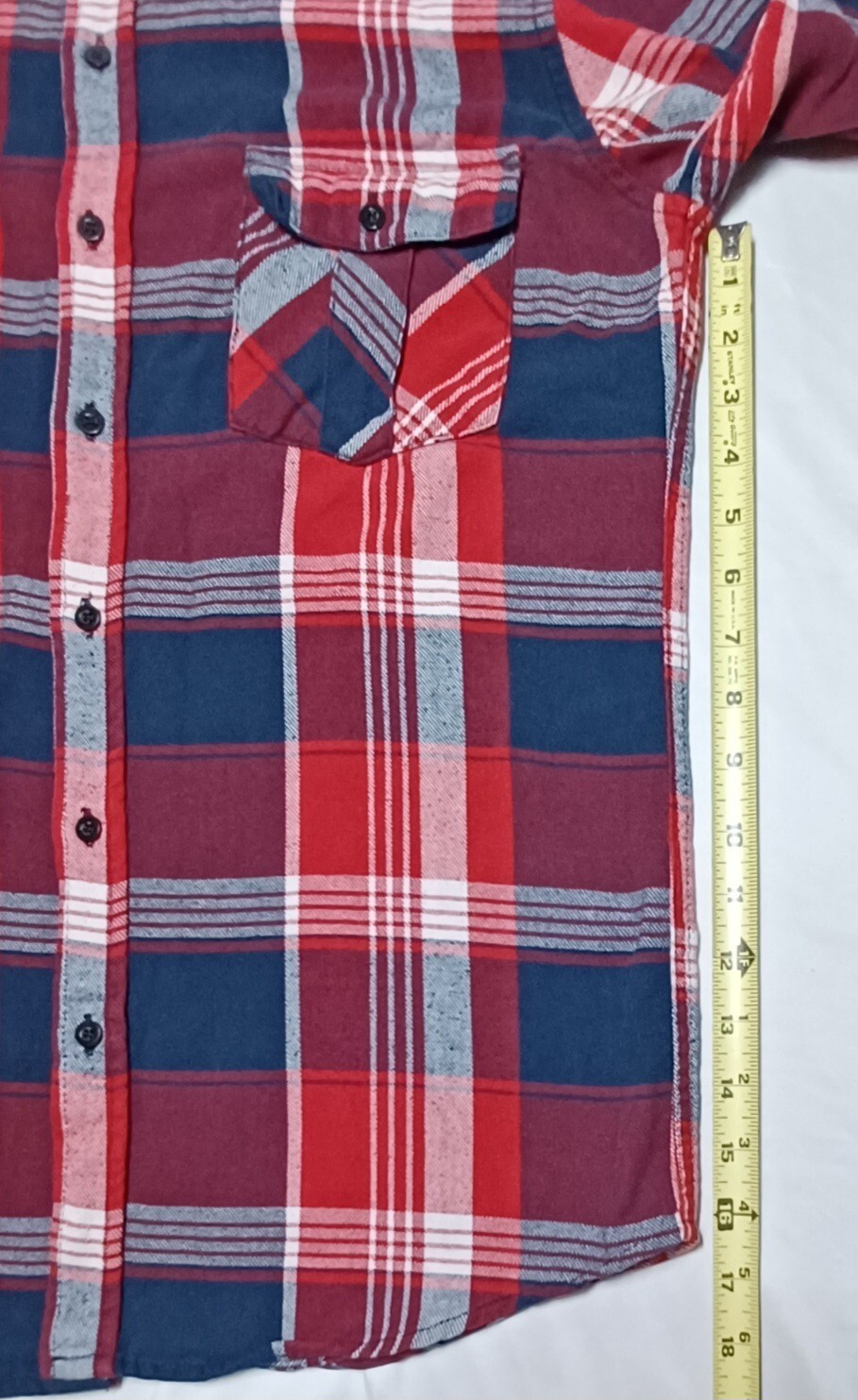 Burnside Red, Black, White & Gray Plaid Long Sleeve Button Up Flannel. Men’s M