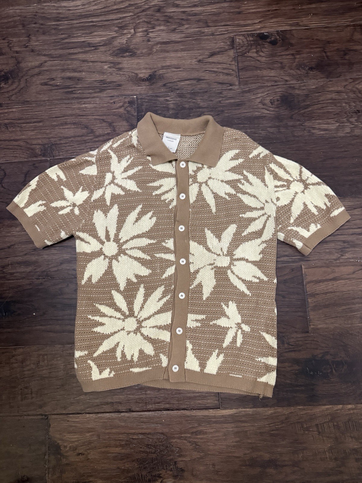 Massive Luxury Shirt Sweater Mens Size Large Brown Button Up Open Knit Floral