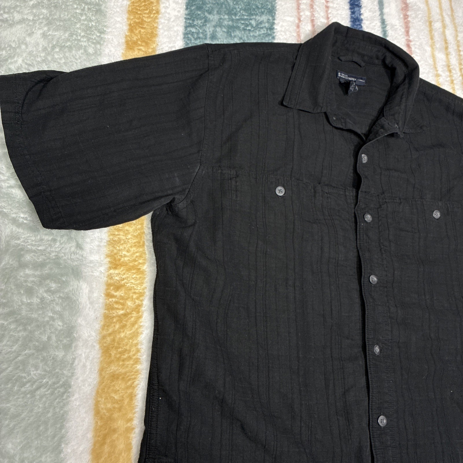 5.11 Tactical Mens Covert Shirt Large Black Concealed Carry Pockets SS Rayon