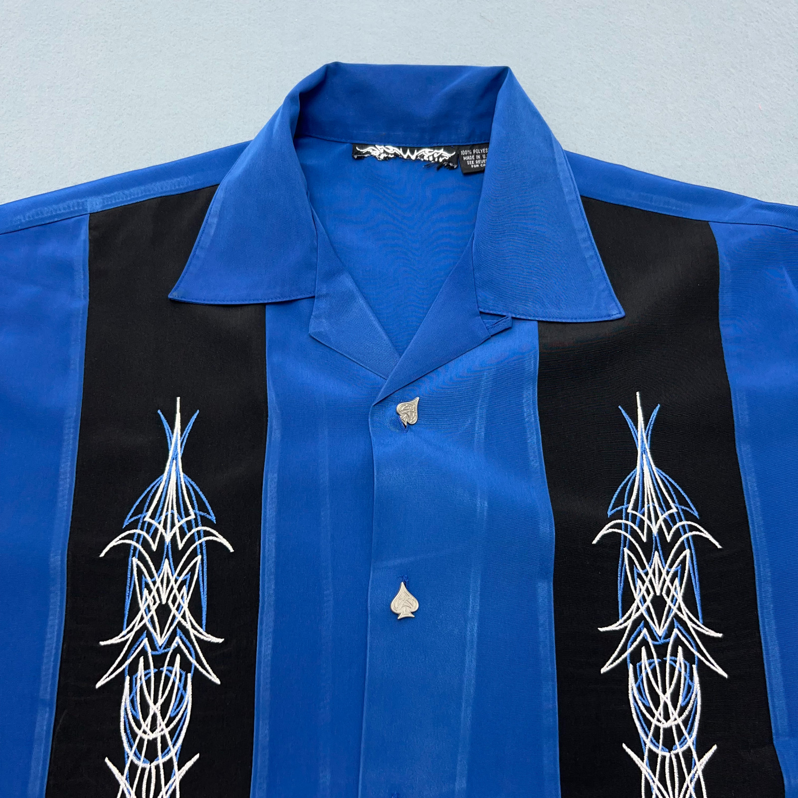 Dragonfly Men’s LARGE Embroidered Pinstripe Design Spade Button Short Sleeve