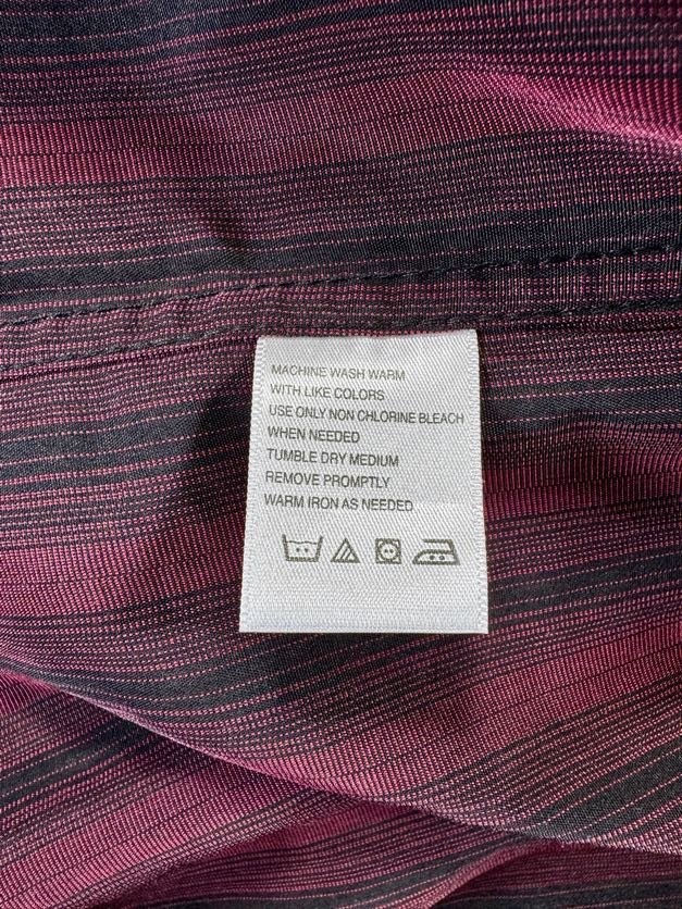 Haggar Luxury Microfiber Shirt Mens S Red Striped Shirttail Hem Button Up Office