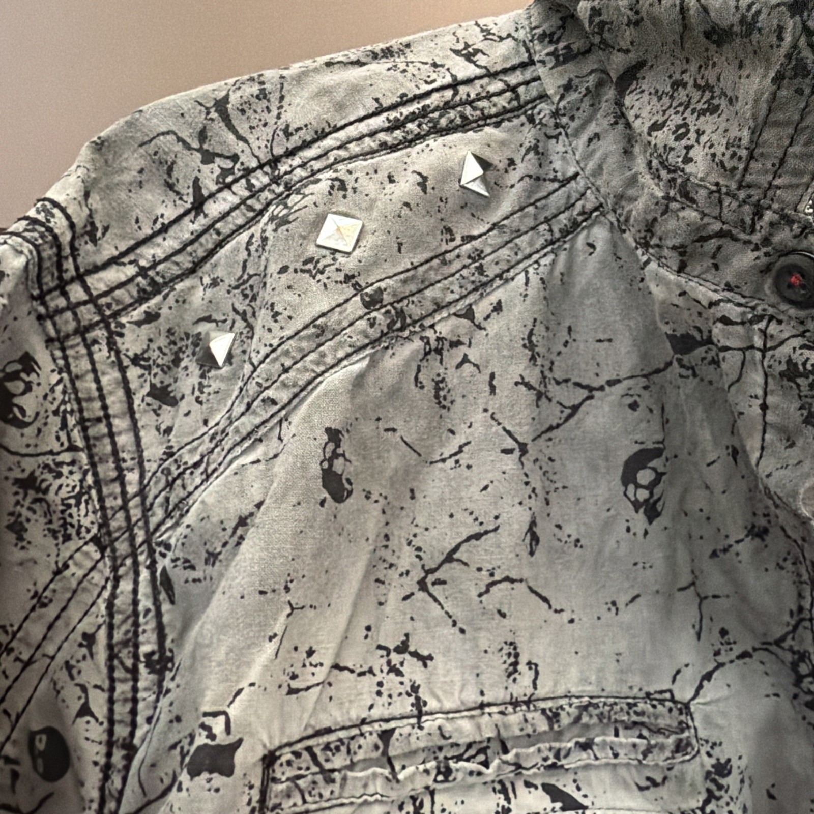 Tranquility & Mayhem Skull Studded Shirt Grey Large Button Down Rock Biker