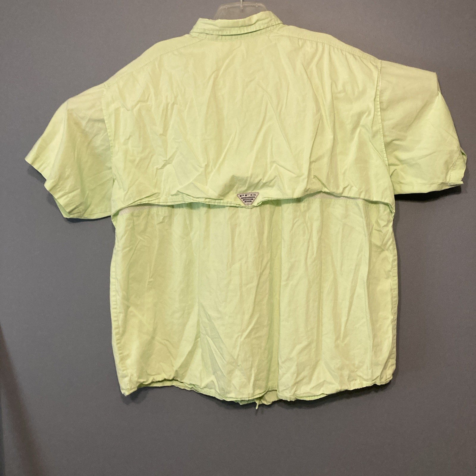 COLUMBIA PFG Shirt Mens XXL lt green Short Sleeve Button Outdoor Hiking Fish