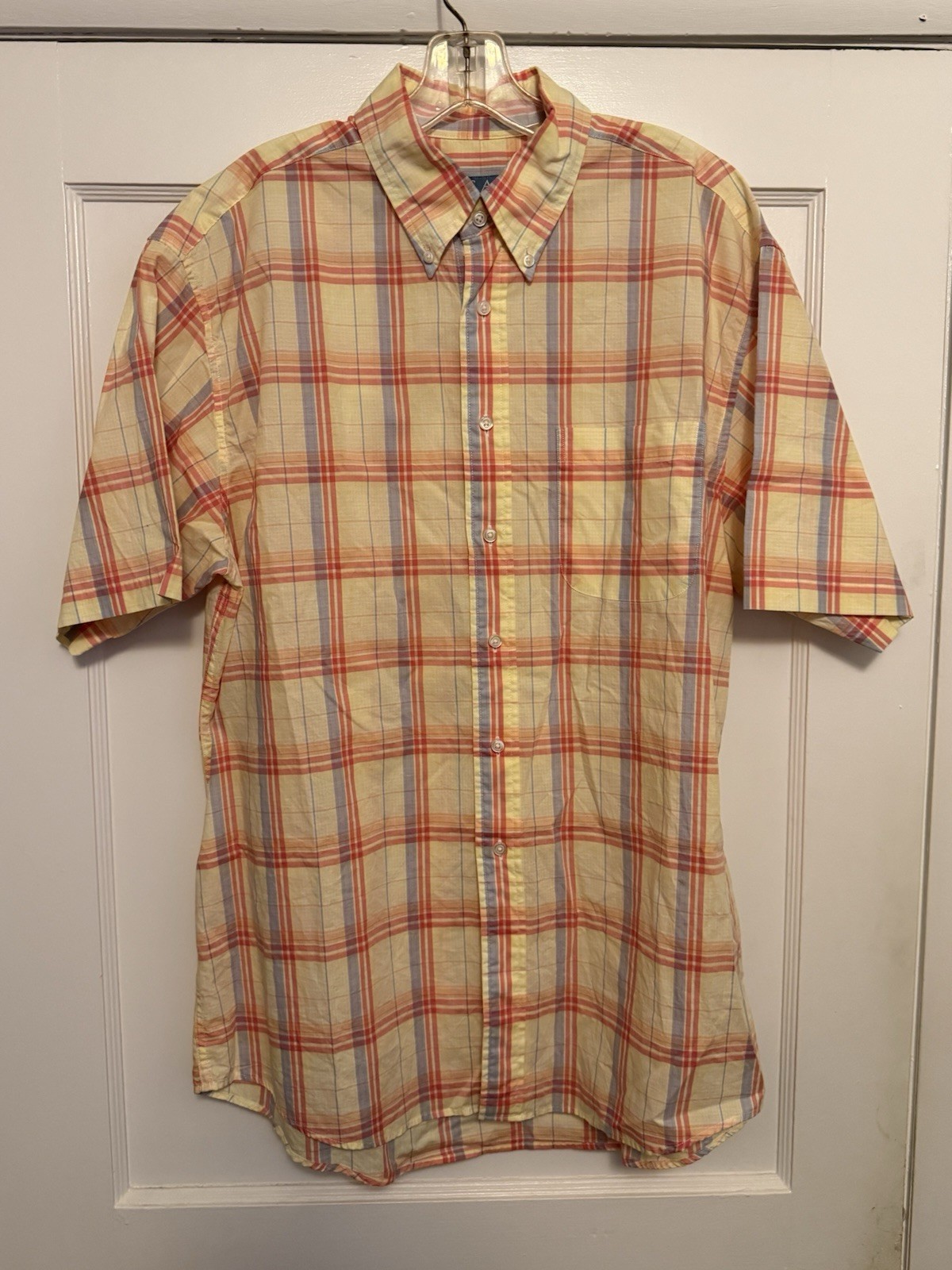 Jos. A. Bank “Stays Cool” Mens L Orange Yellow blue Short Sleeve Button Down