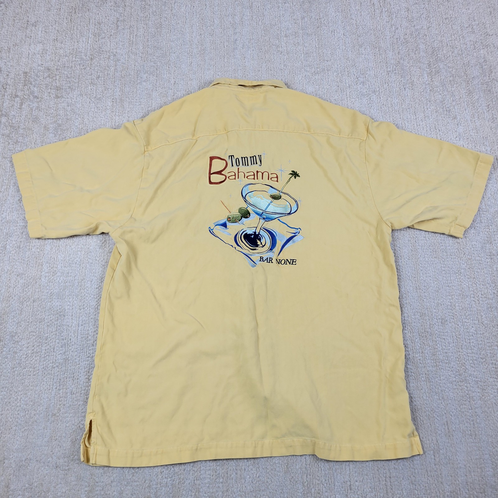Tommy Bahama Silk Shirt Mens L Yellow Embroidered Back Bar None Cocktails Drinks