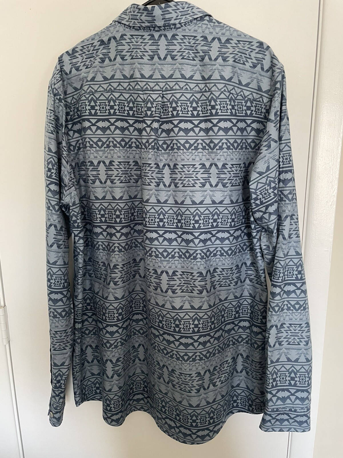 Eddie Bauer Button Down Tall Shirt Aztec Mens TXL Classic Fit Blue Outdoor