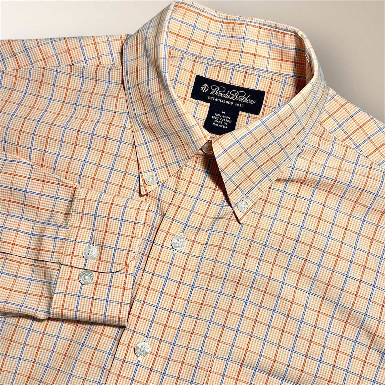 Brooks Brothers Non-Iron Cotton Button Down Shirt Mens Medium Orange Blue Plaid