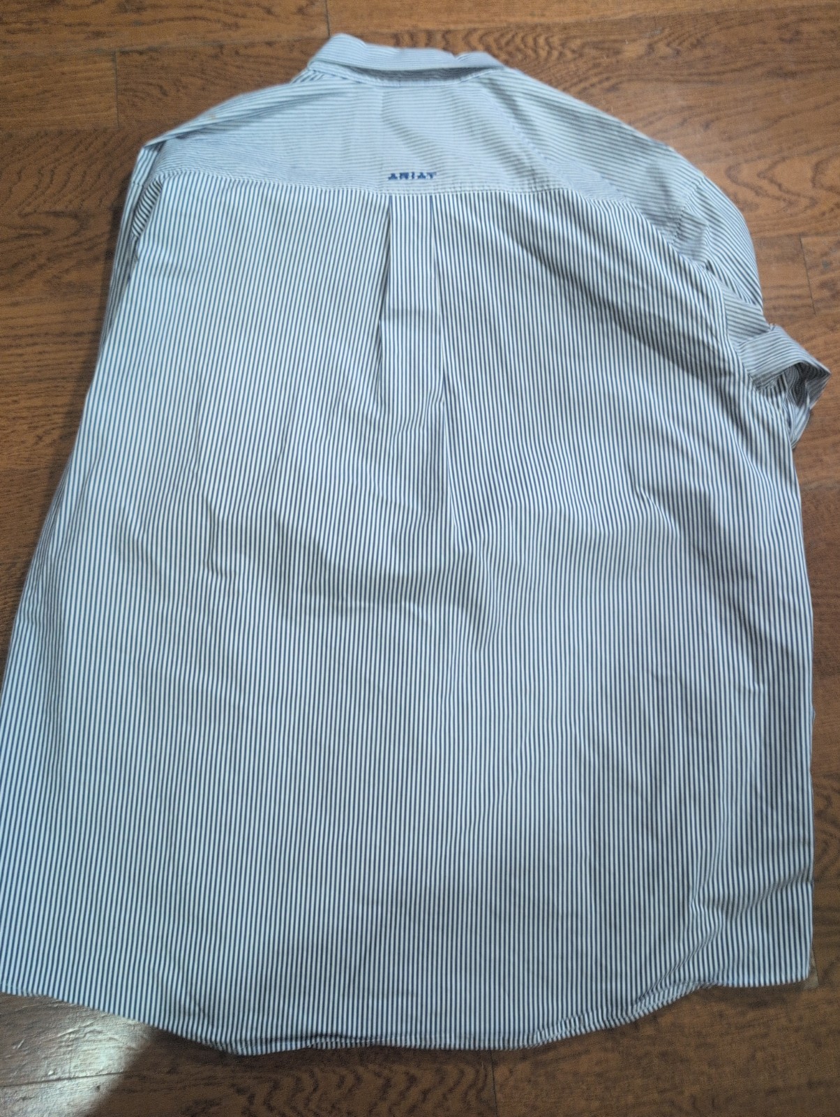 Ariat Pro Series Long Sleeve Button Down Shirt Blue/ White Stripes Men’s Size XL