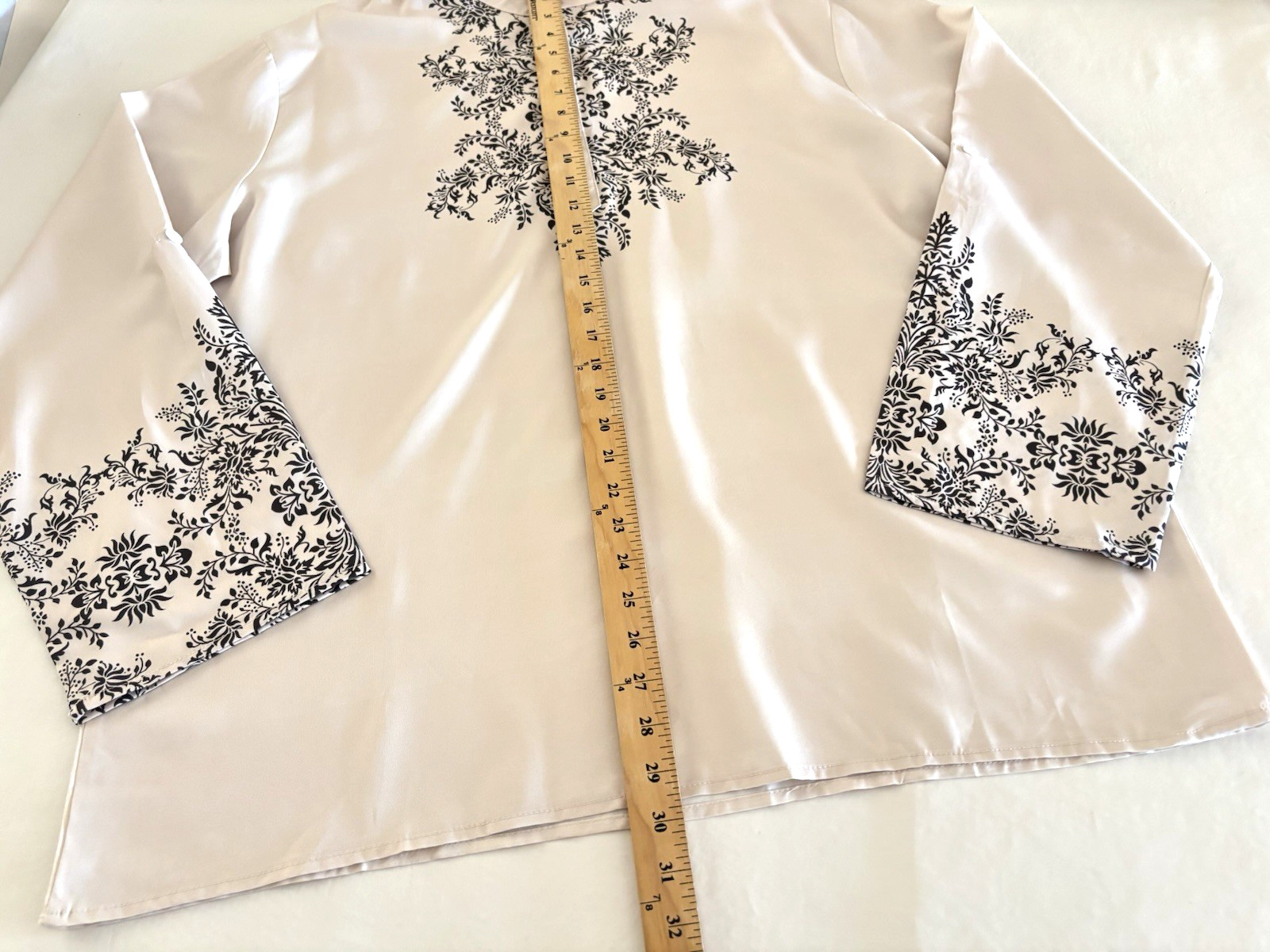 Unbranded Cream Shirt Size 1XL Mens Long Foldable Sleeves Floral Light Weight