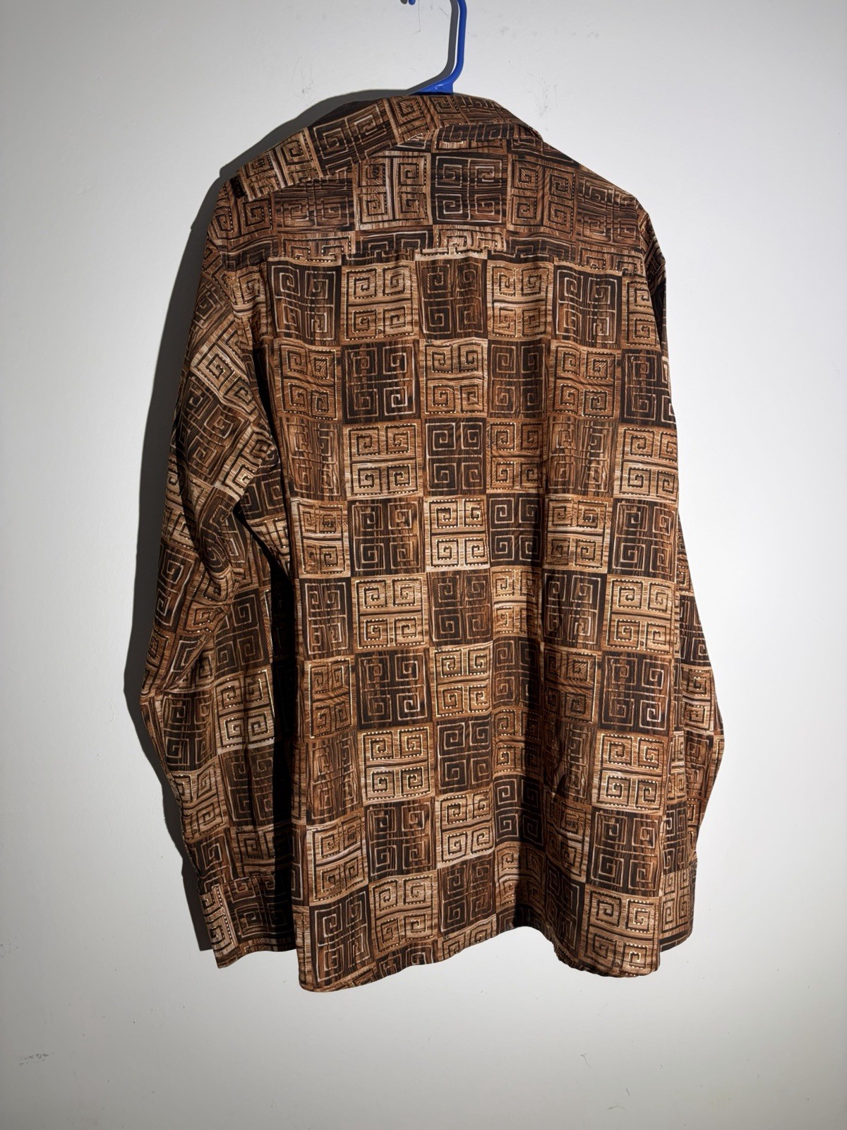 Vassari Men’s XL Brown Geometric Polyester Long Sleeve Button-Up Shirt