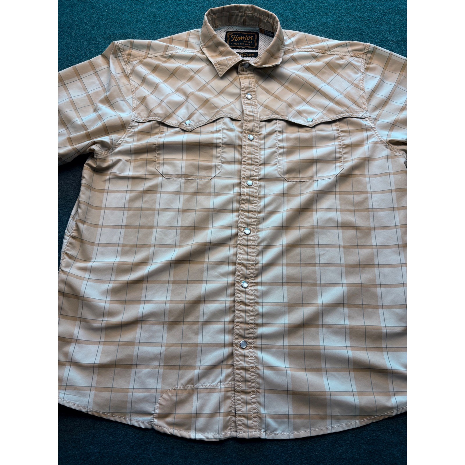 Howler Brothers Open Country Shirt Mens Large Tan Plaid Short Sleeve Pearl Snap