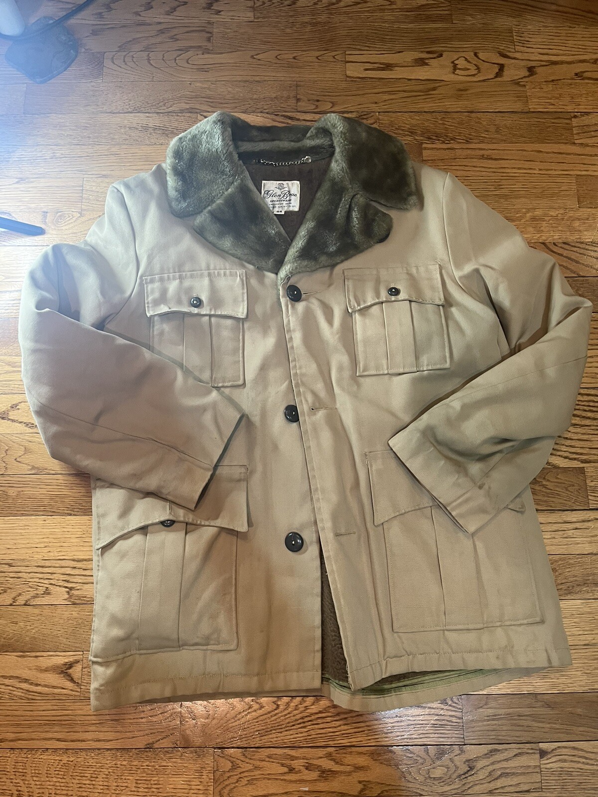 VTG 60s- 70s Glen Brae Thicker Faux Fur Men’s 44 Jacket(Medium/Large) (No Belt)