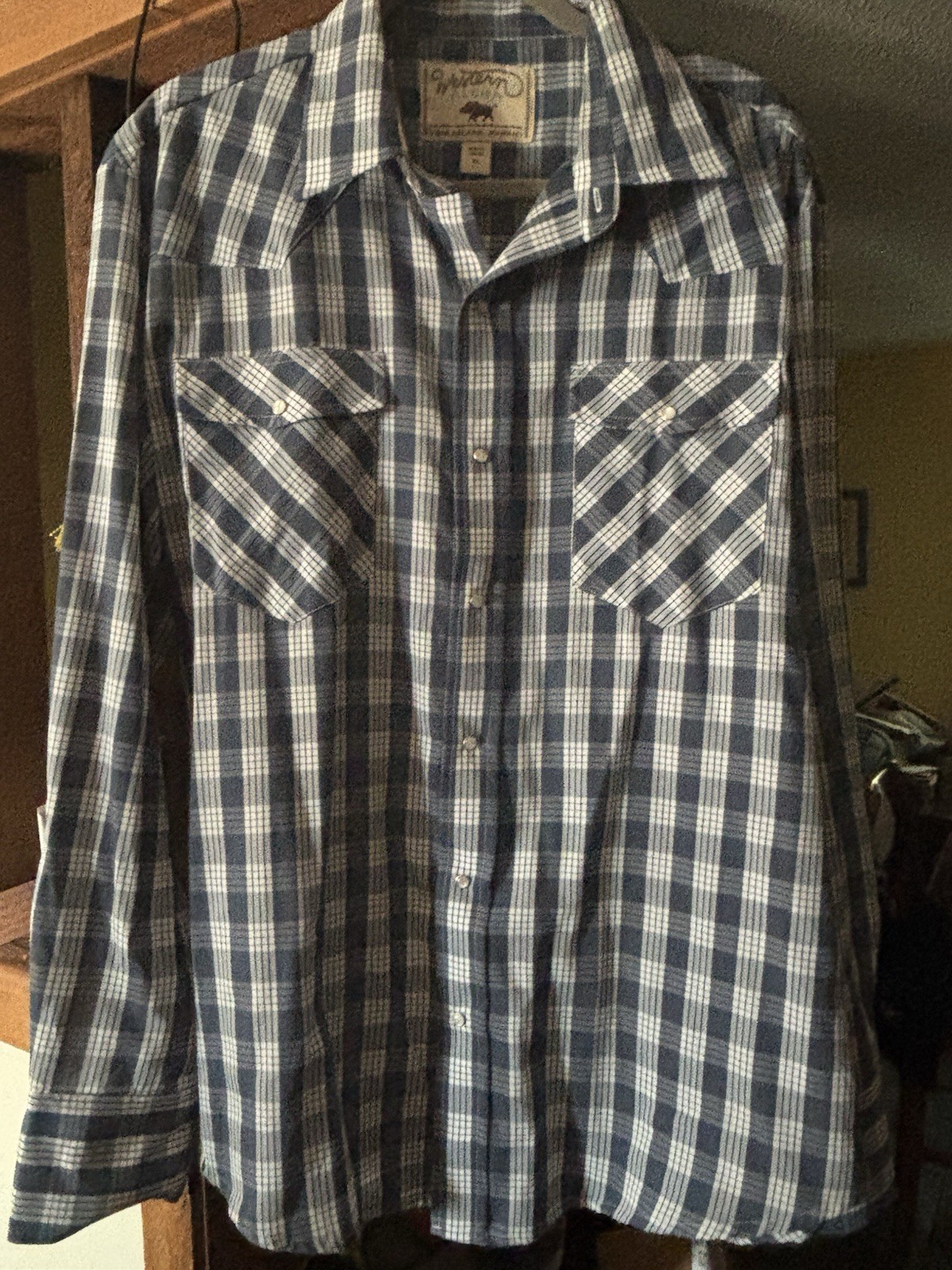 Western Aloha Men’s XL Blue/White Plaid Long Sleeve Button-Up Shirt Pockets