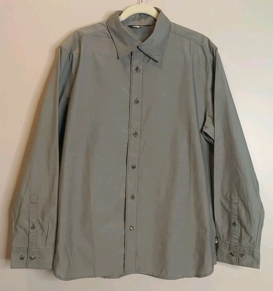 Northface Men Grey Button Down Collared Long sleeve Shirt Size L
