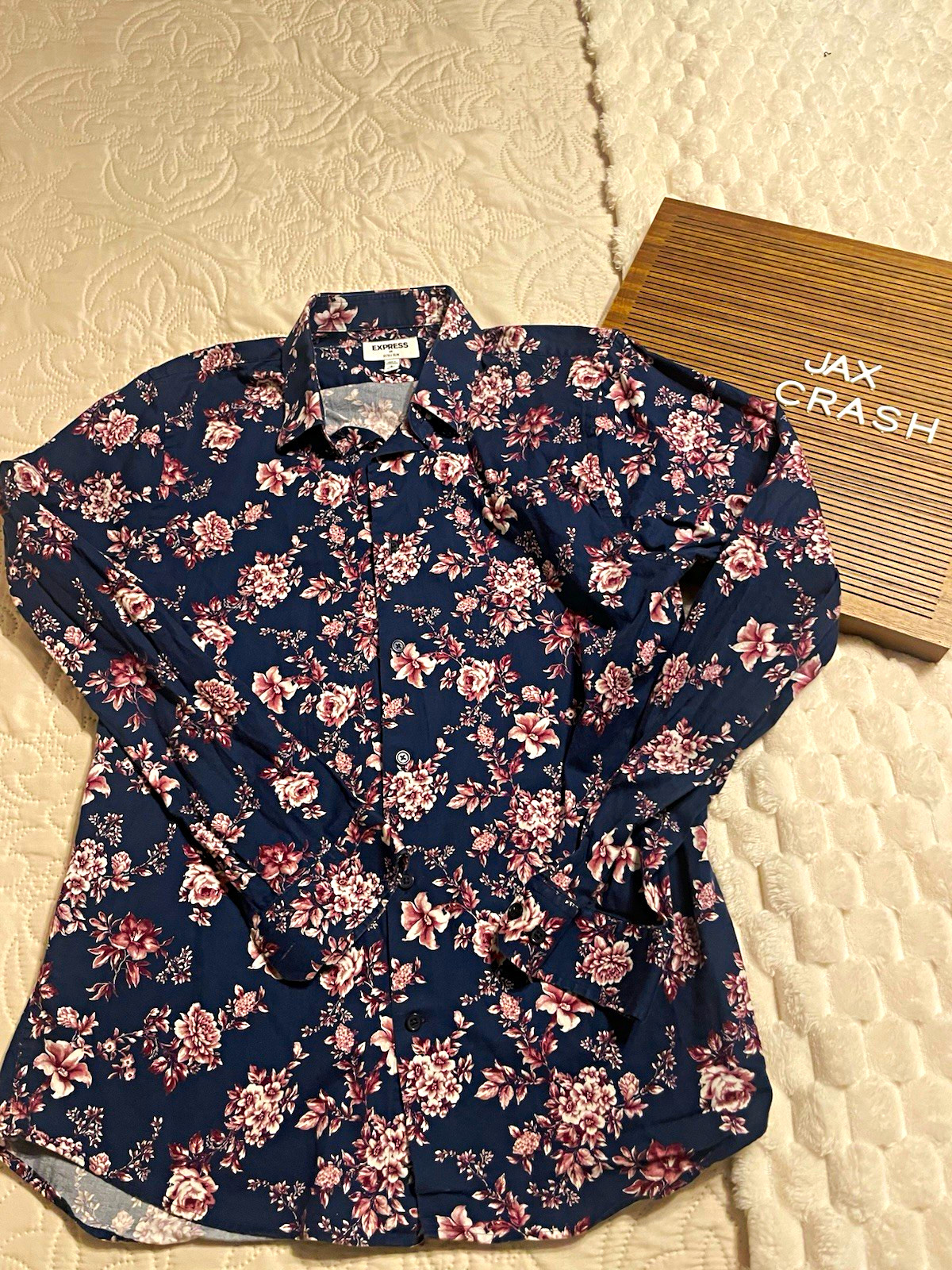 Express Men’s L Blue/Pink Floral Extra-Slim Long Sleeve Button-Up Point Collar