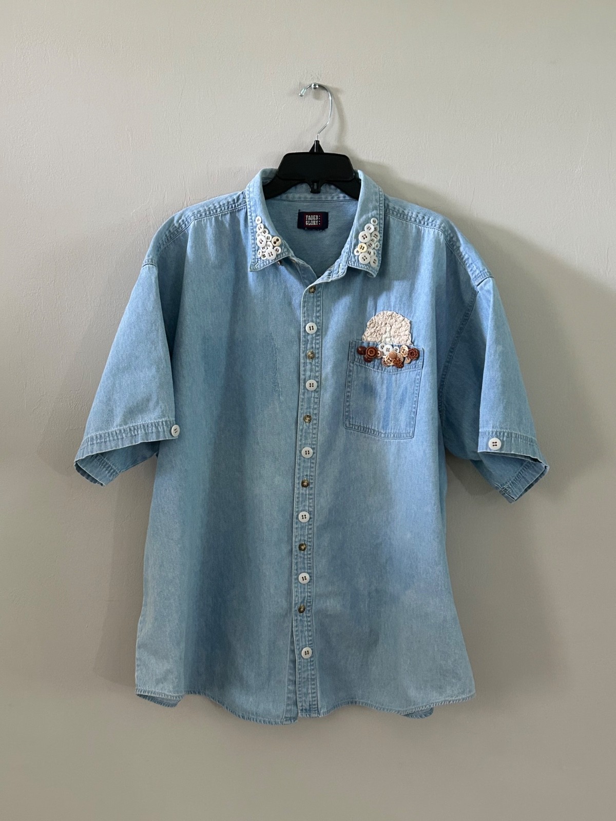 Unique Vintage Y2K DIY Buttons Faded Glory Denim Button Down Shirt / Sz XXL