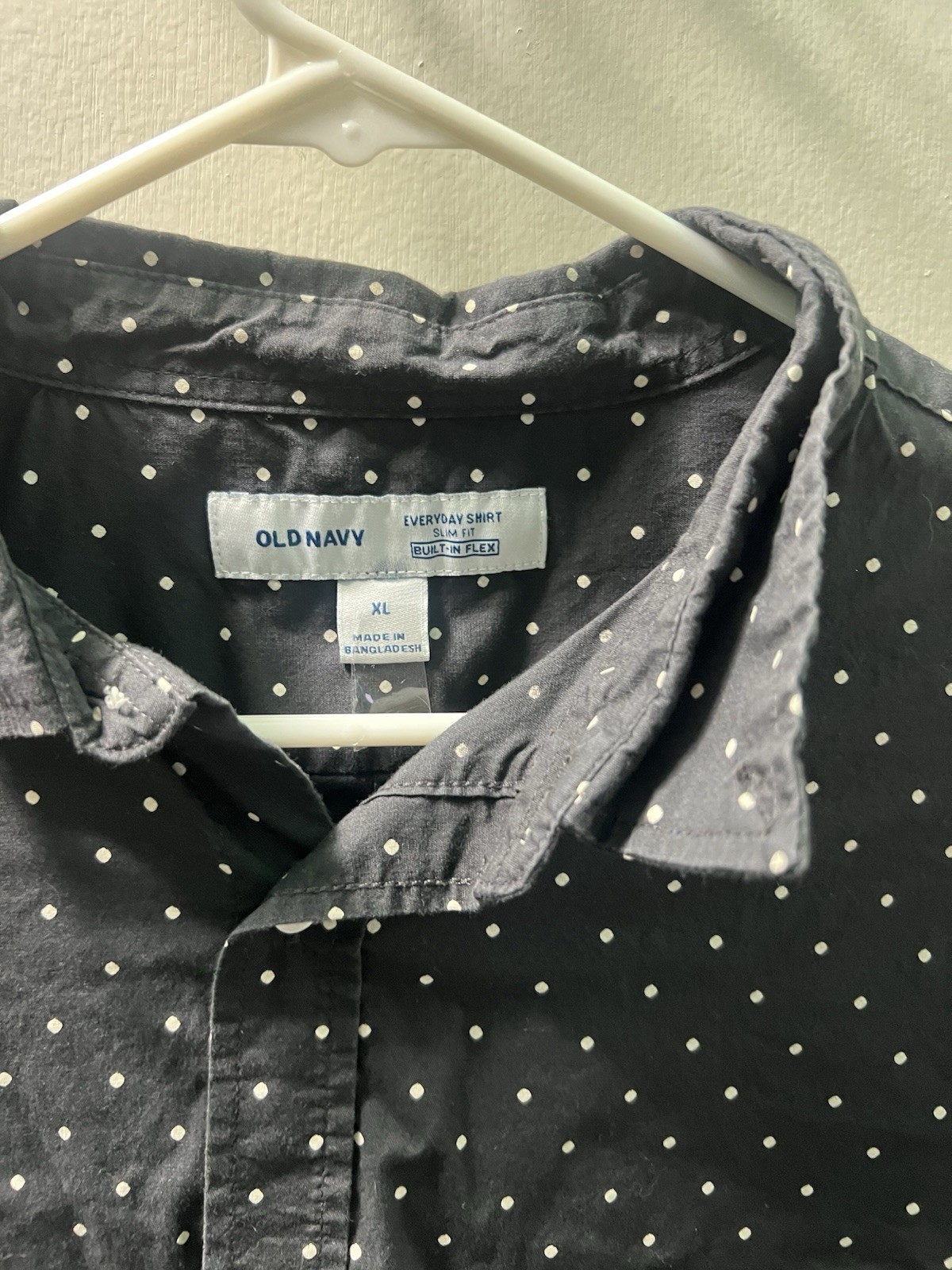 Old Navy Everyday Shirt Men’s XL Slim Fit Woven Cotton Polka Dot Pockets