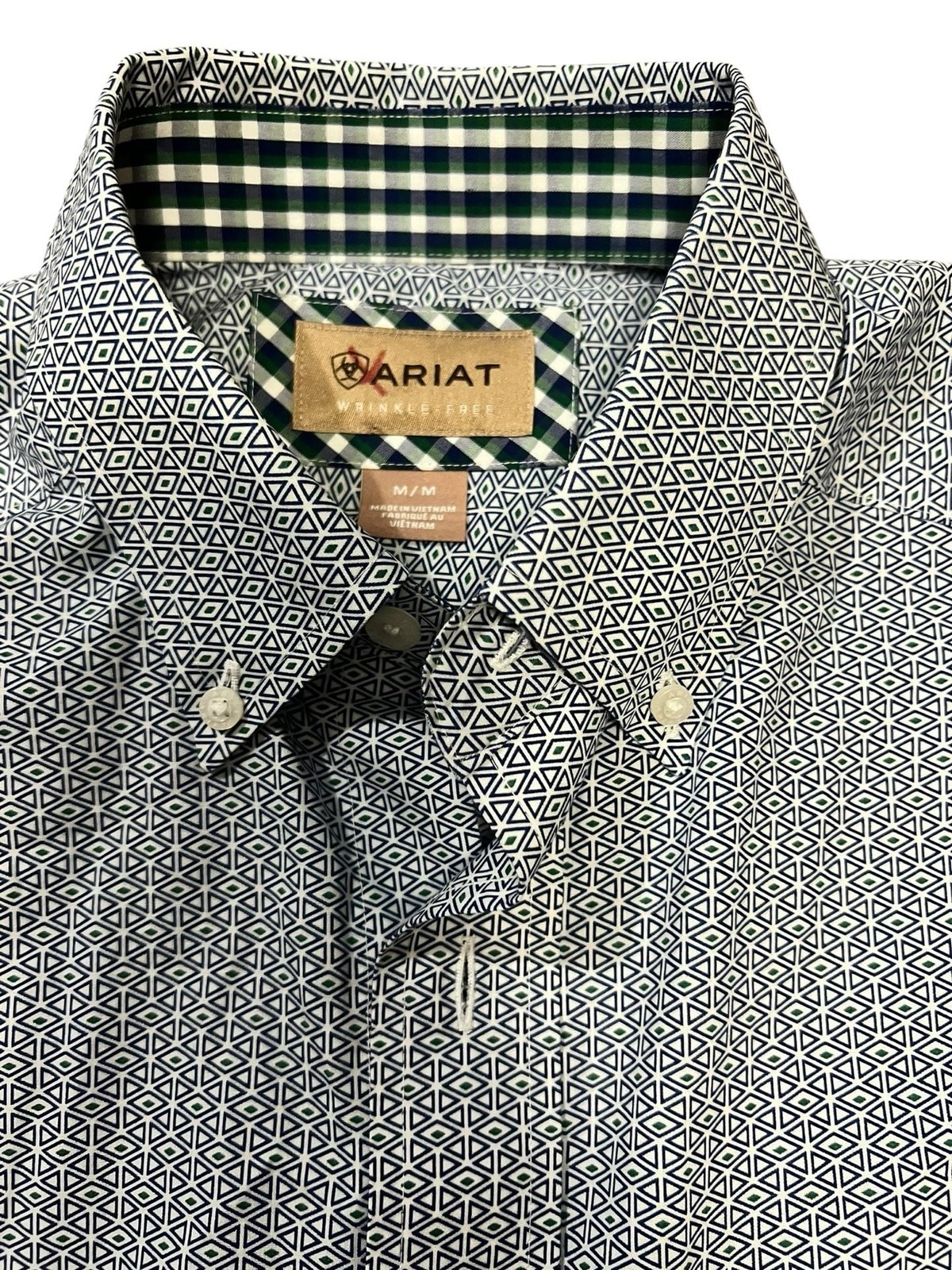 Ariat Men’s Wrinkle Free Geometric Print Long Sleeve Button Down ShirtBin m1