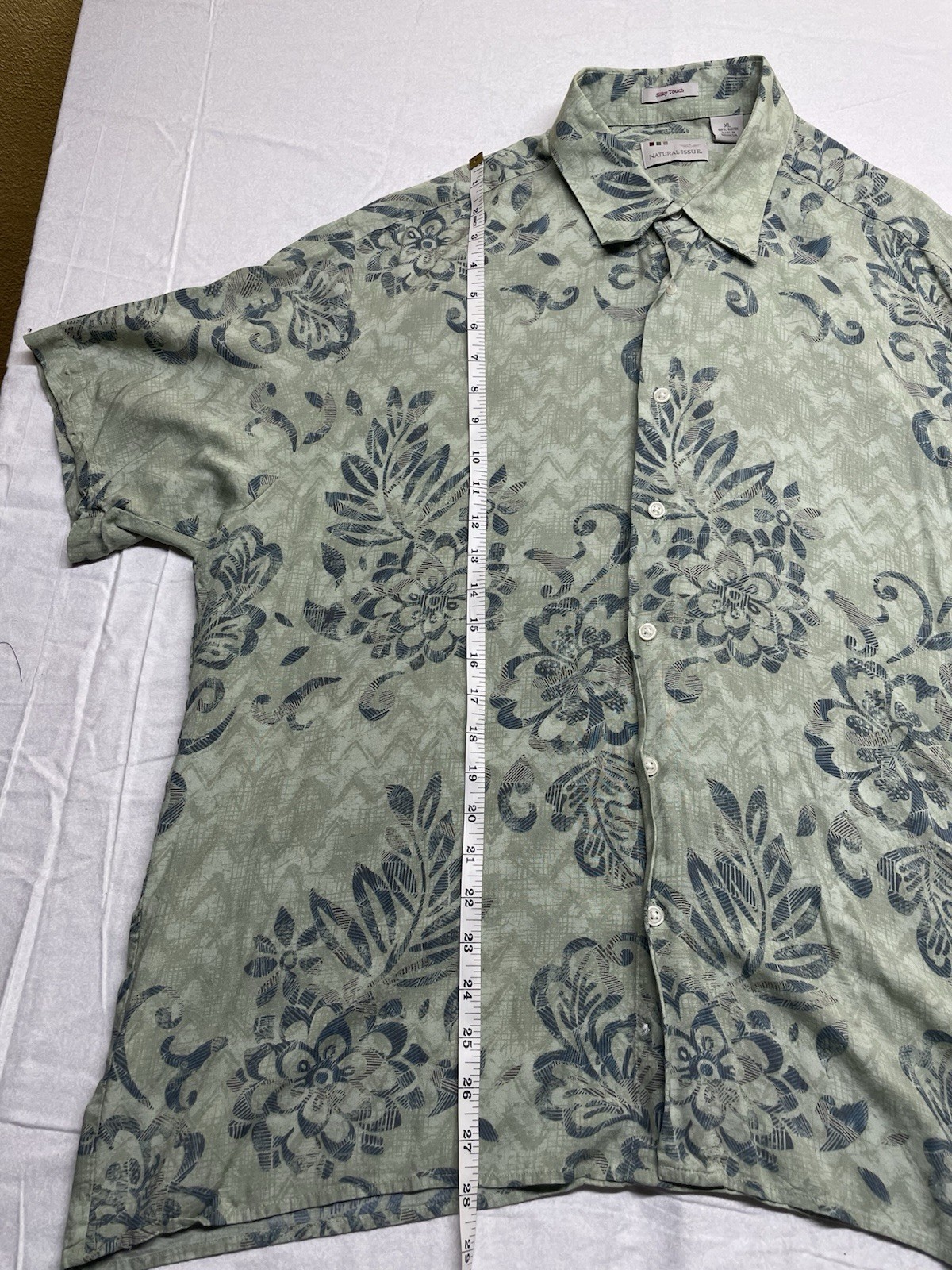 Natural Issue Men’s XL Green/Blue Floral Rayon Woven Lightweight Short Sleeve