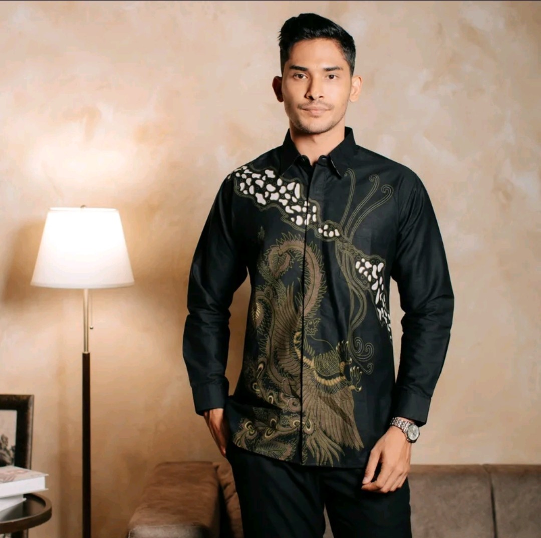 Adyatma Haruna Black Men’s Slim Fit Cotton Long Sleeve Batik Shirt