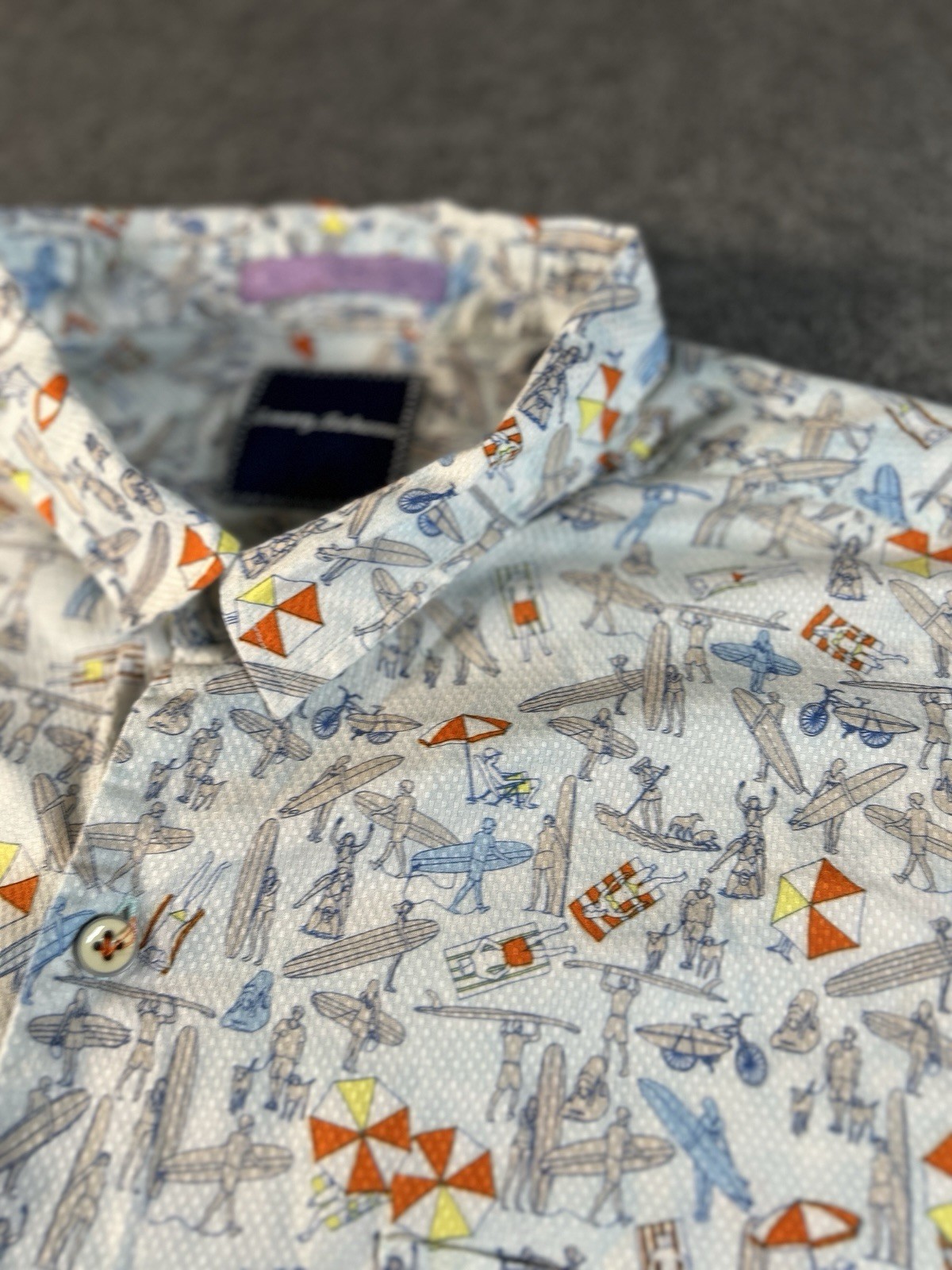 Tommy Bahama Men’s Short Sleeve Hawaiian Surfers Beach Button Up Size XL